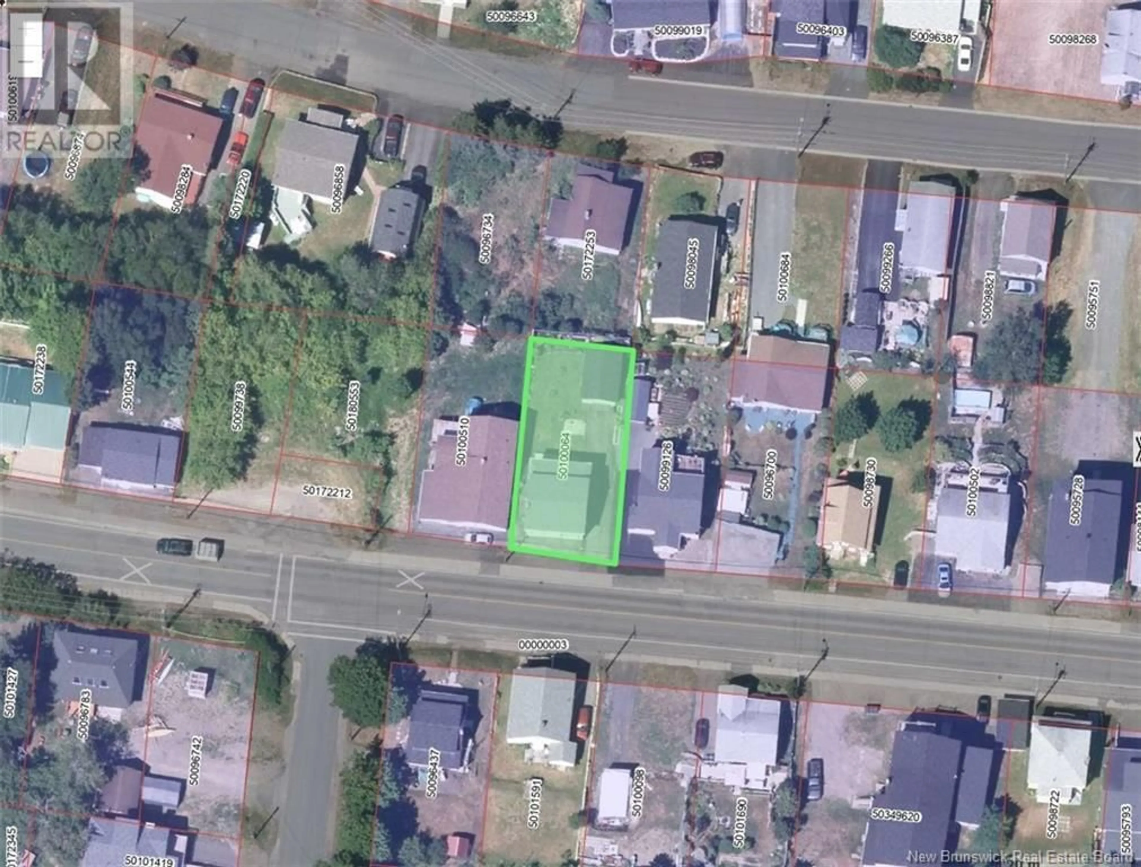 A pic from outside/outdoor area/front of a property/back of a property/a pic from drone, street for 531 VICTORIA STREET, Dalhousie New Brunswick E8C2V5