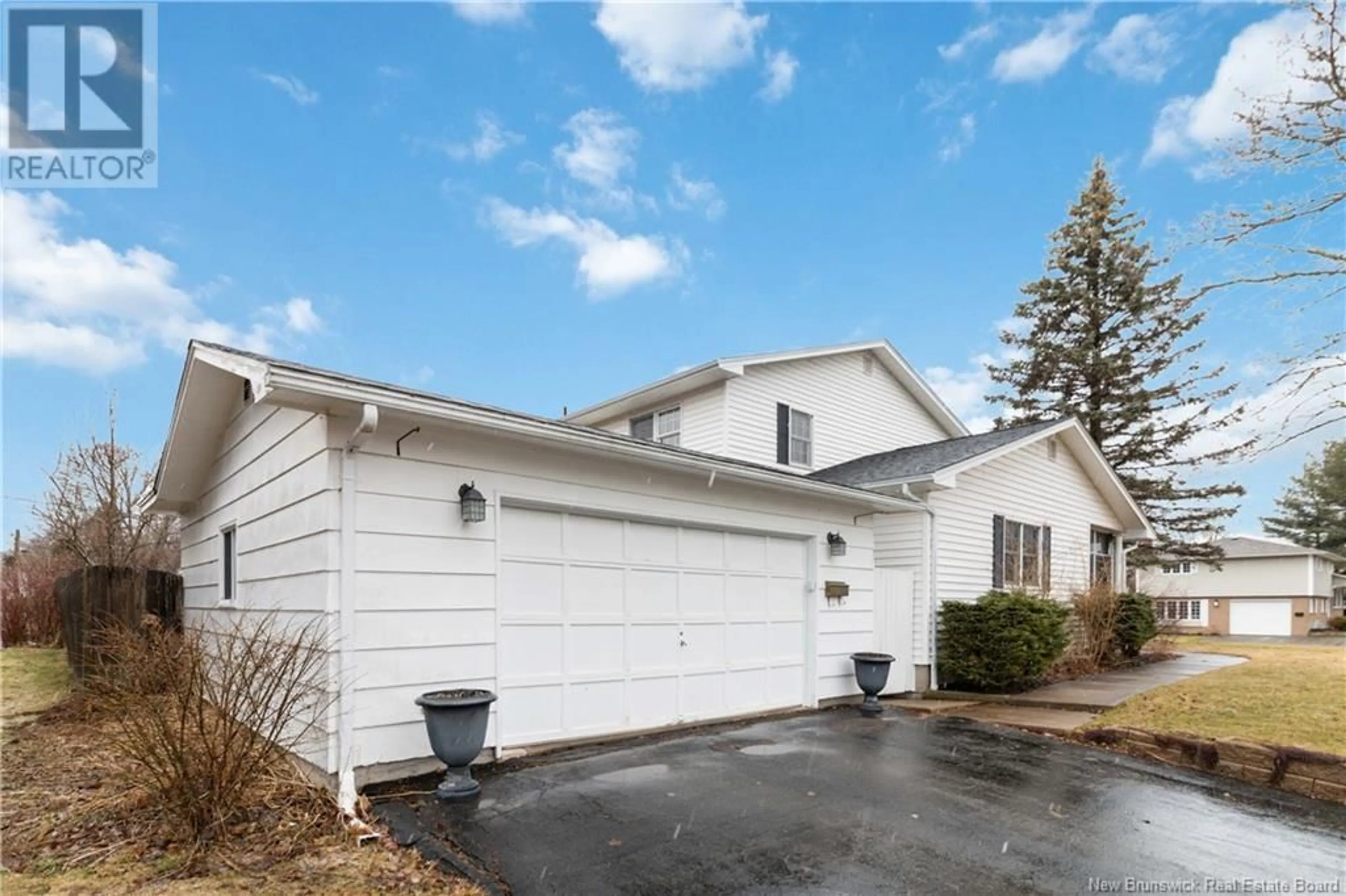 Home with vinyl exterior material, street for 3 WALLACE COURT, Riverview New Brunswick E1B3V2