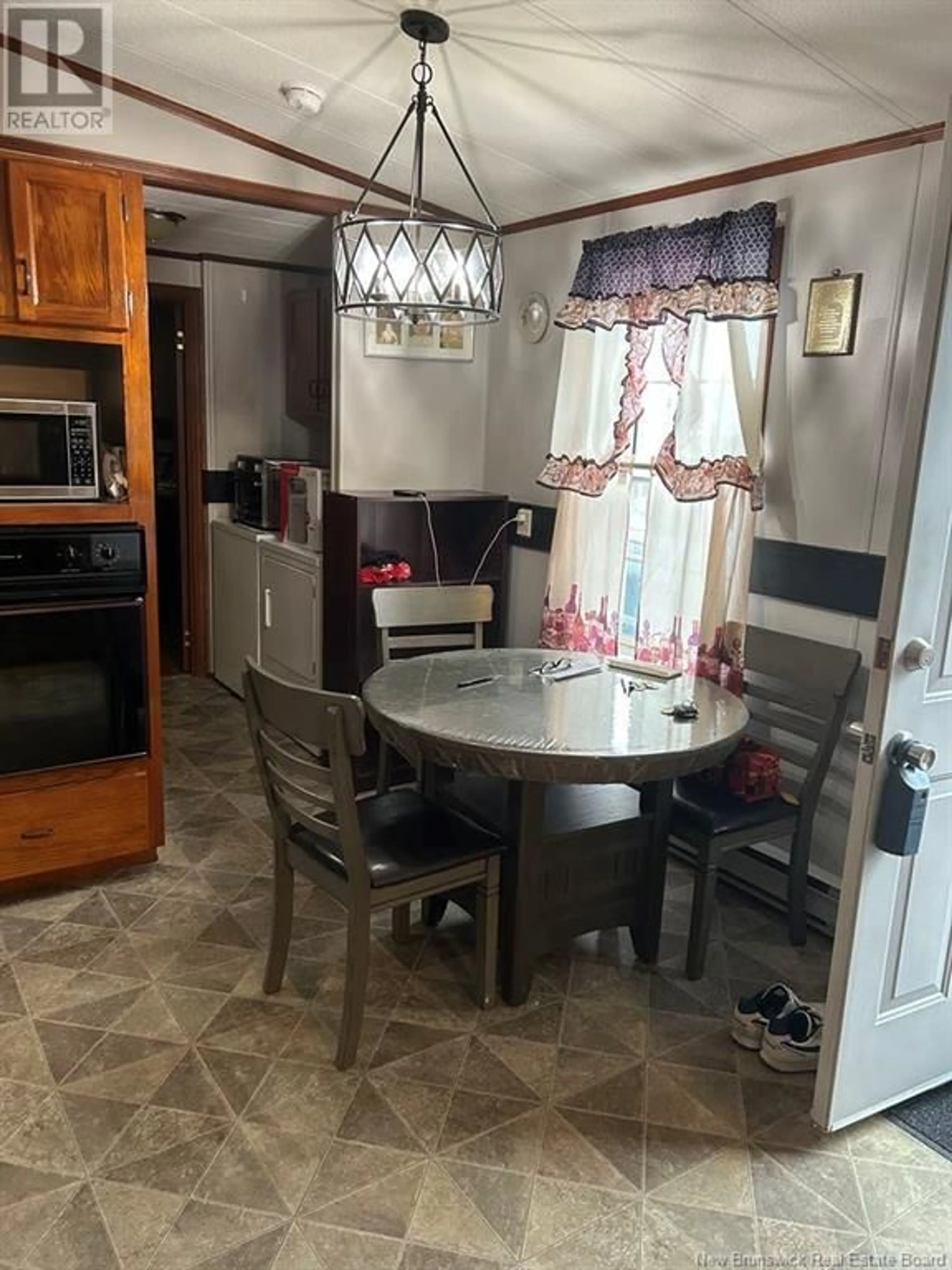 Dining room, ceramic/tile floor for 225 Purdy Drive, Saint John New Brunswick E2H2R2