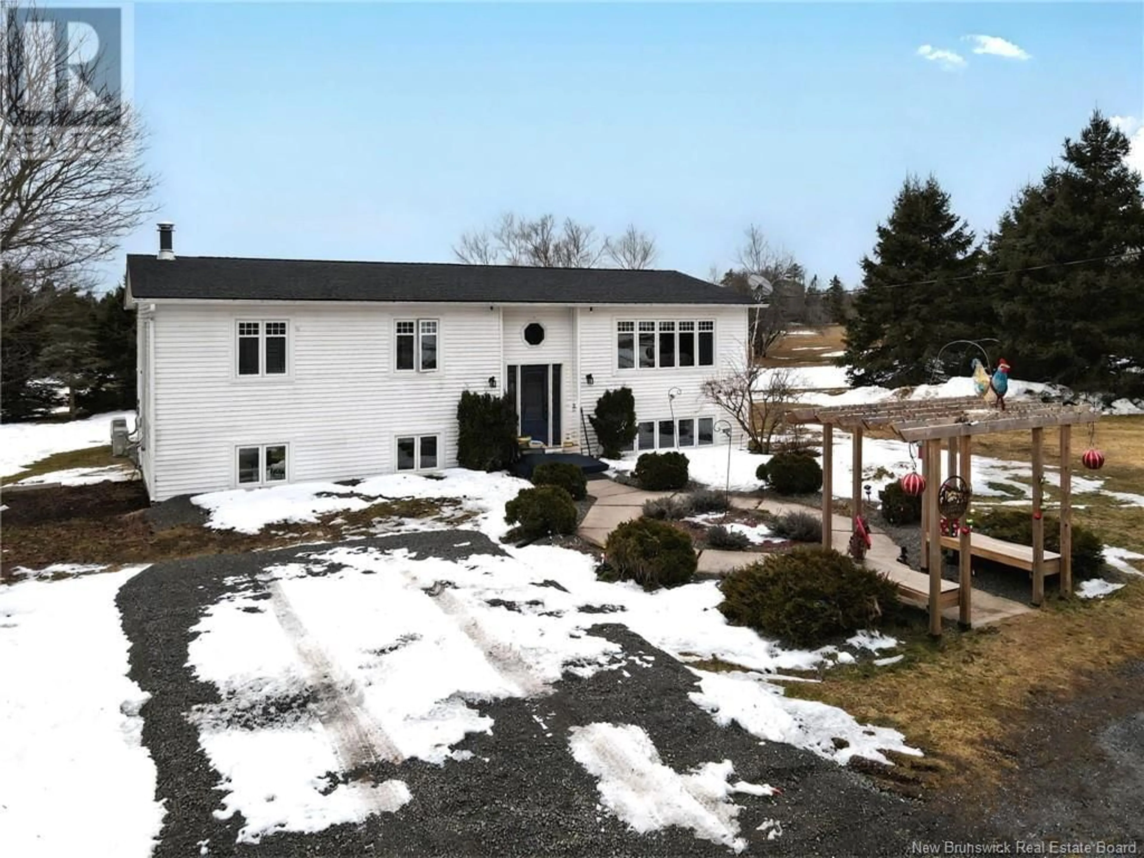 A pic from outside/outdoor area/front of a property/back of a property/a pic from drone, unknown for 1386 ROUTE 885, Kinnear Settlement New Brunswick E4Z5A3