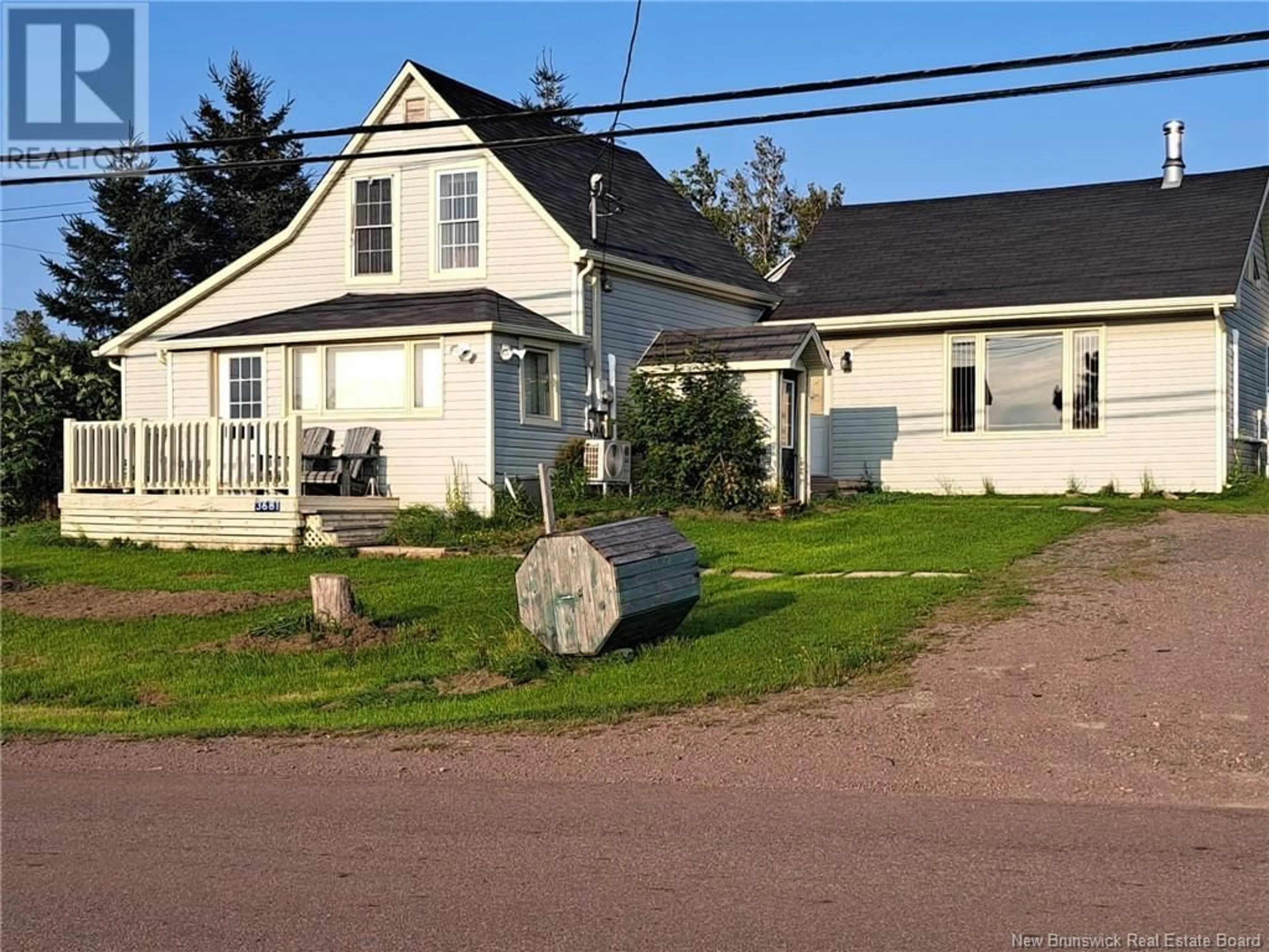 A pic from outside/outdoor area/front of a property/back of a property/a pic from drone, street for 3681 ROUTE 530, Grande-Digue New Brunswick E4R5H4
