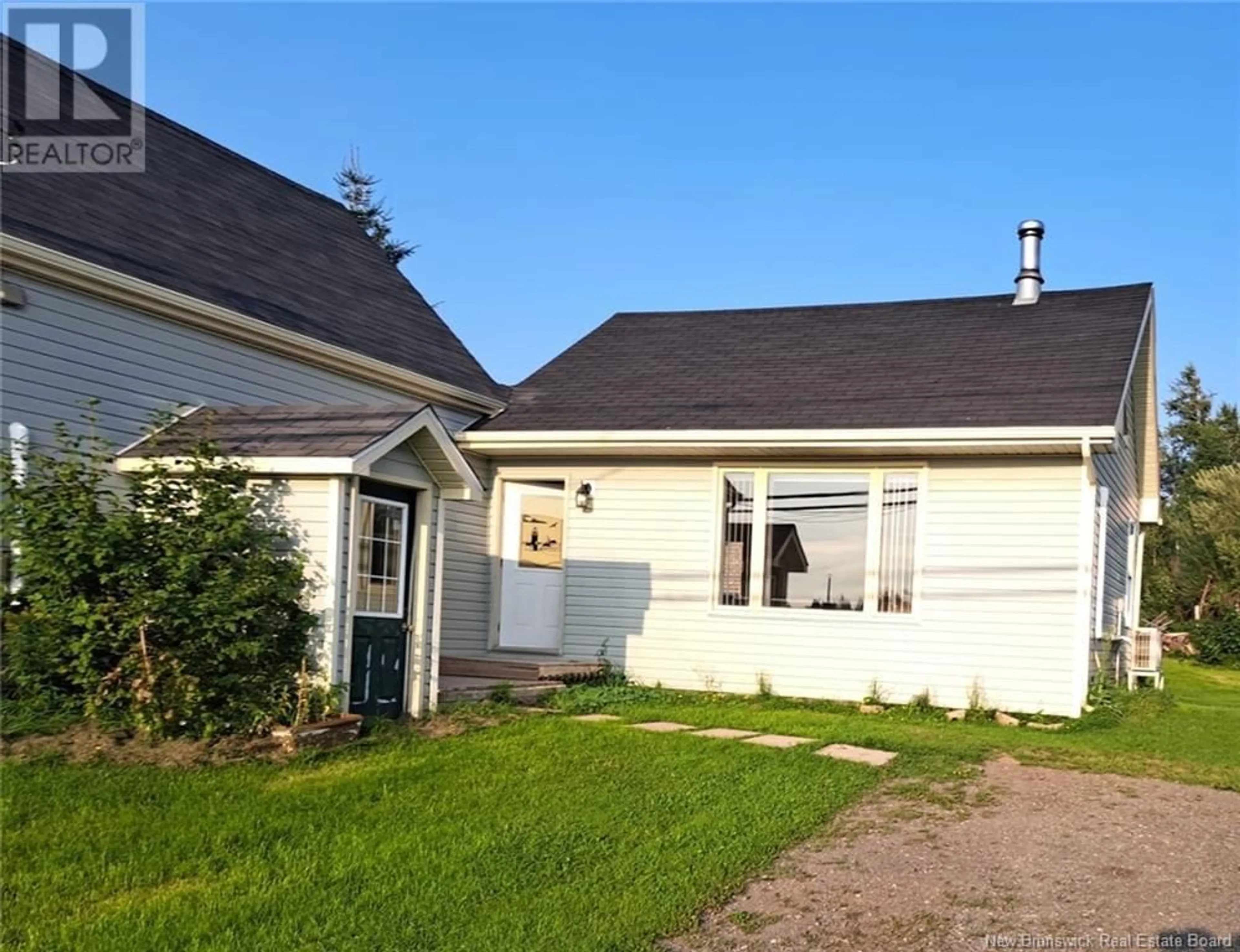 A pic from outside/outdoor area/front of a property/back of a property/a pic from drone, street for 3681 ROUTE 530, Grande-Digue New Brunswick E4R5H4