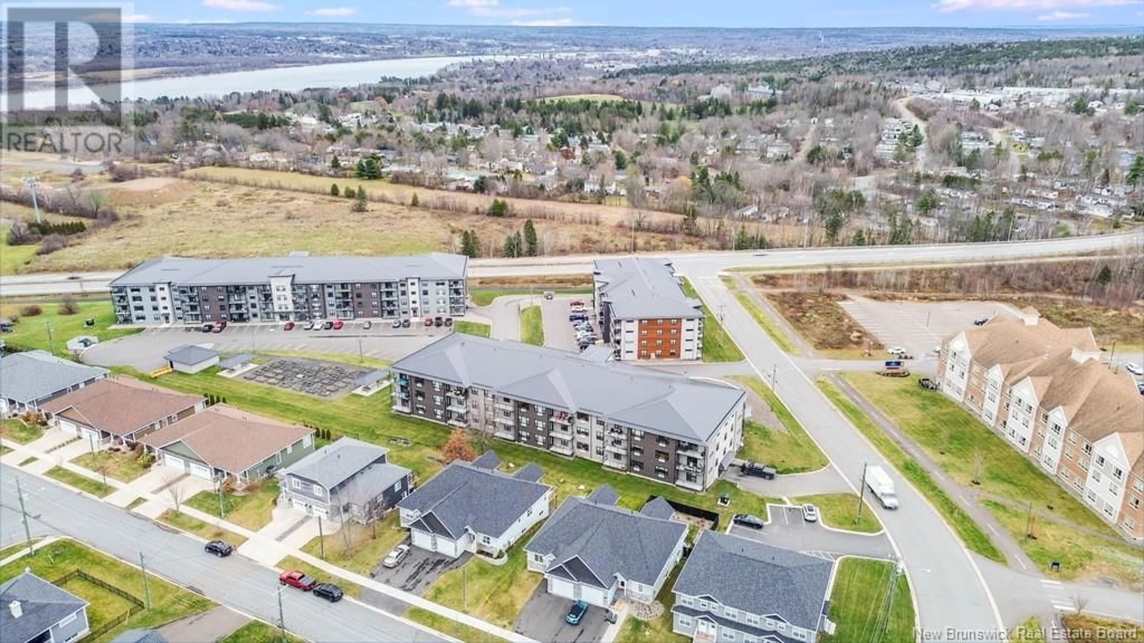 A pic from outside/outdoor area/front of a property/back of a property/a pic from drone, water/lake/river/ocean view for 281 RAINSFORD LANE, Fredericton New Brunswick E3B7T1