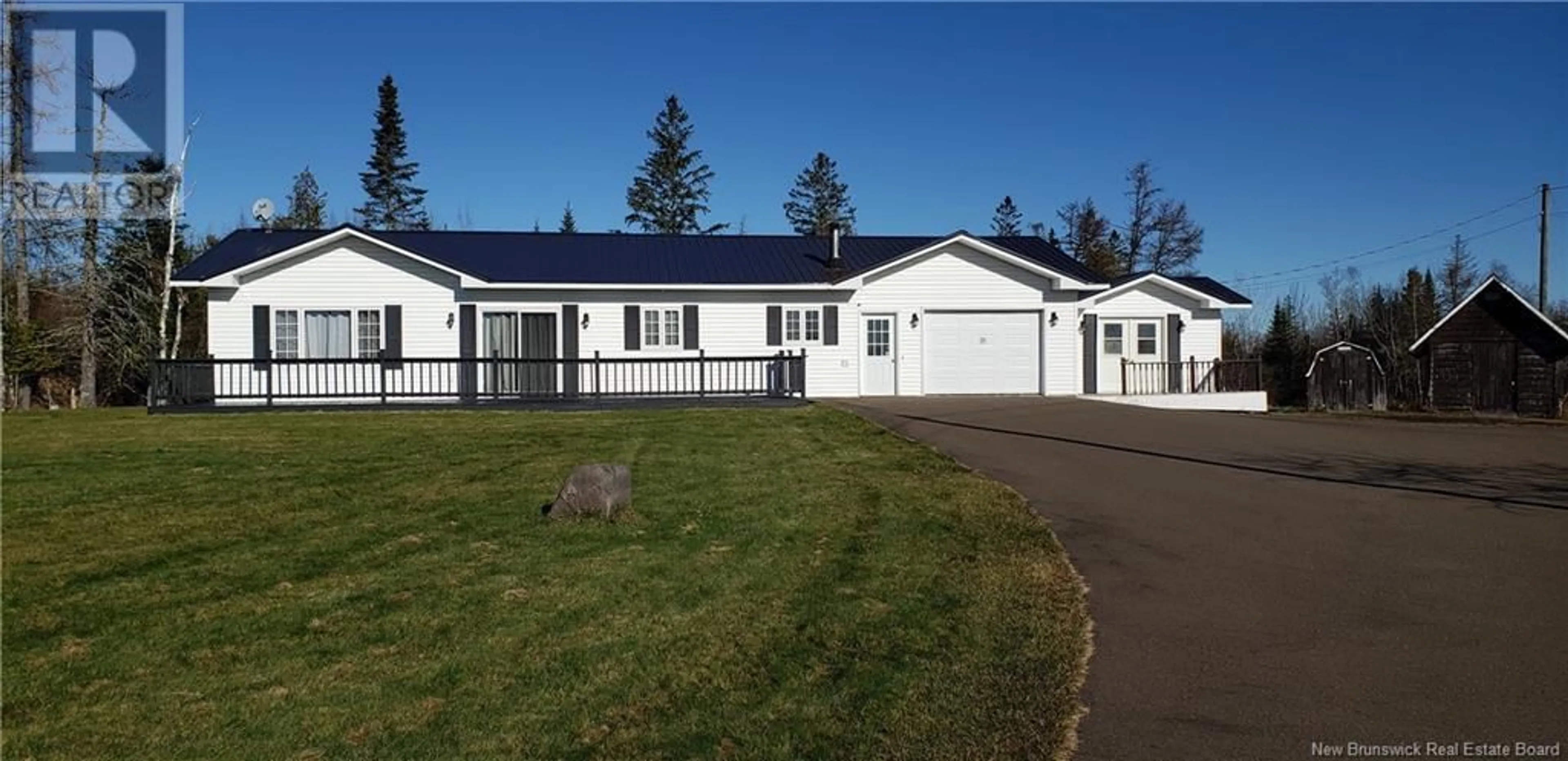 Home with vinyl exterior material, building for 545 616 Rte, Keswick Ridge New Brunswick E6L1S4