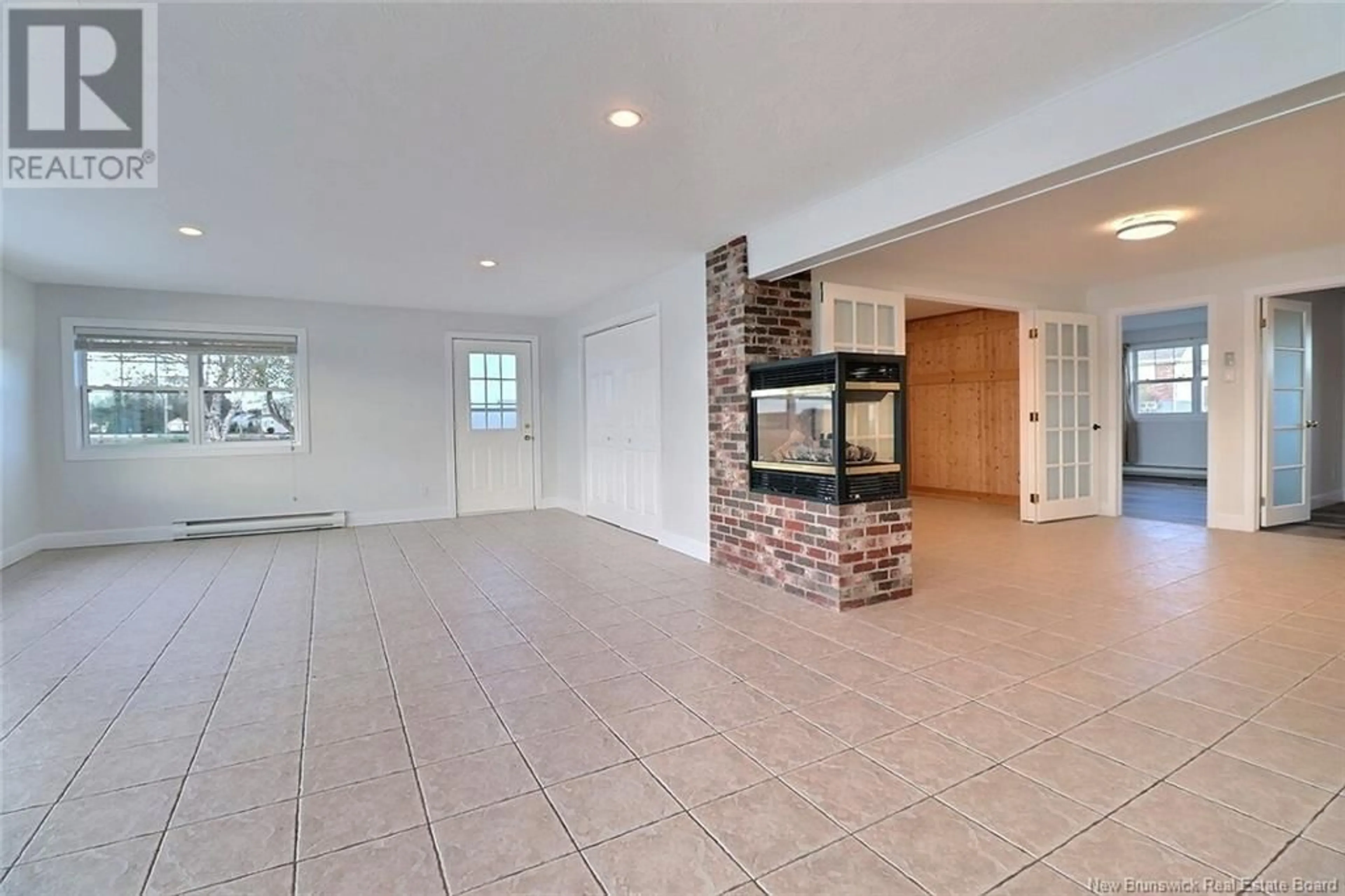 Indoor foyer for 5406 ROUTE 535, Dixon Point New Brunswick E4S4A1