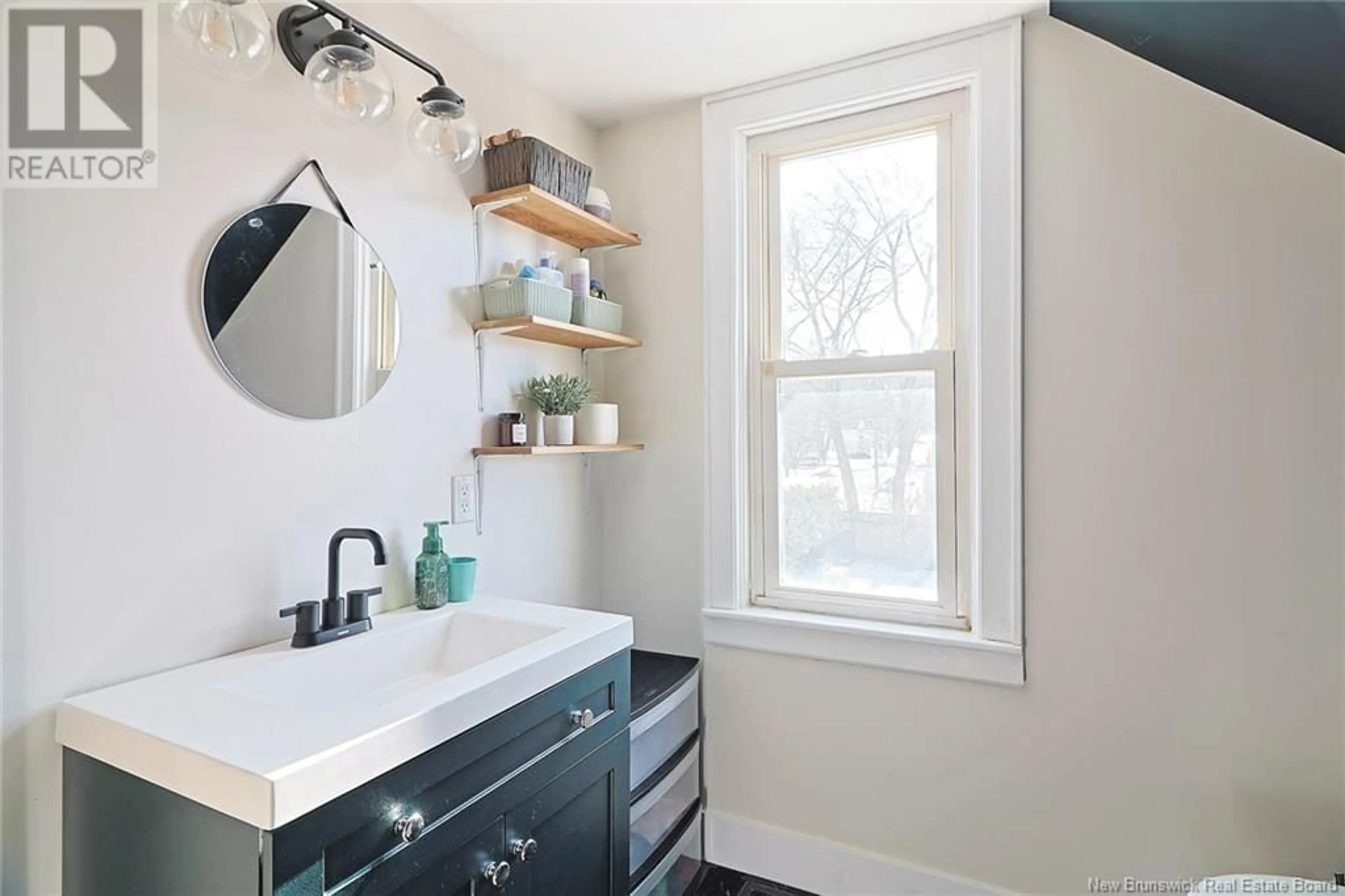 Contemporary bathroom, ceramic/tile floor for 198 Victoria Street, Fredericton New Brunswick E3B1W1