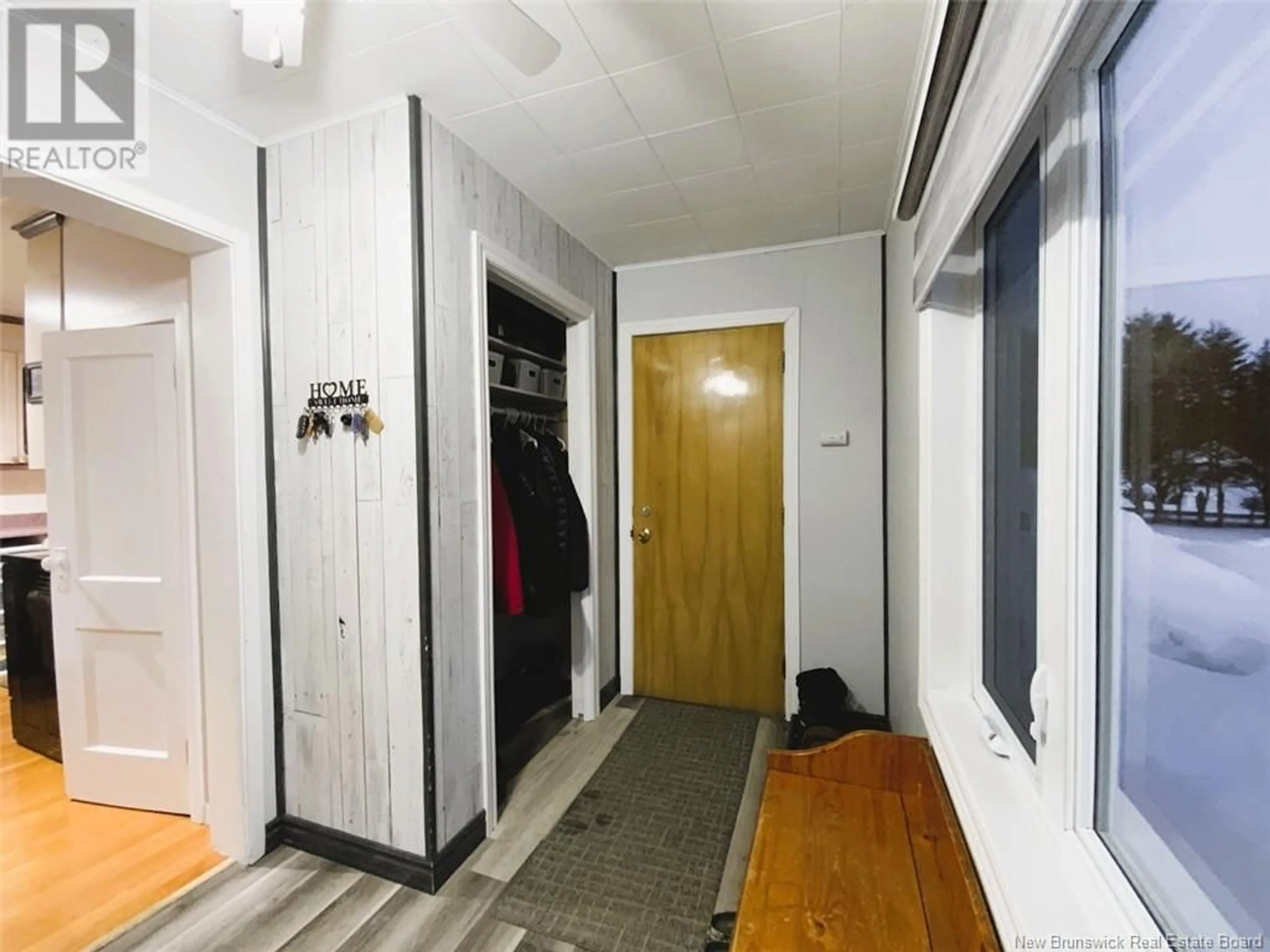 Indoor foyer for 134 Principale Street, Saint-Basile New Brunswick E7C1H3