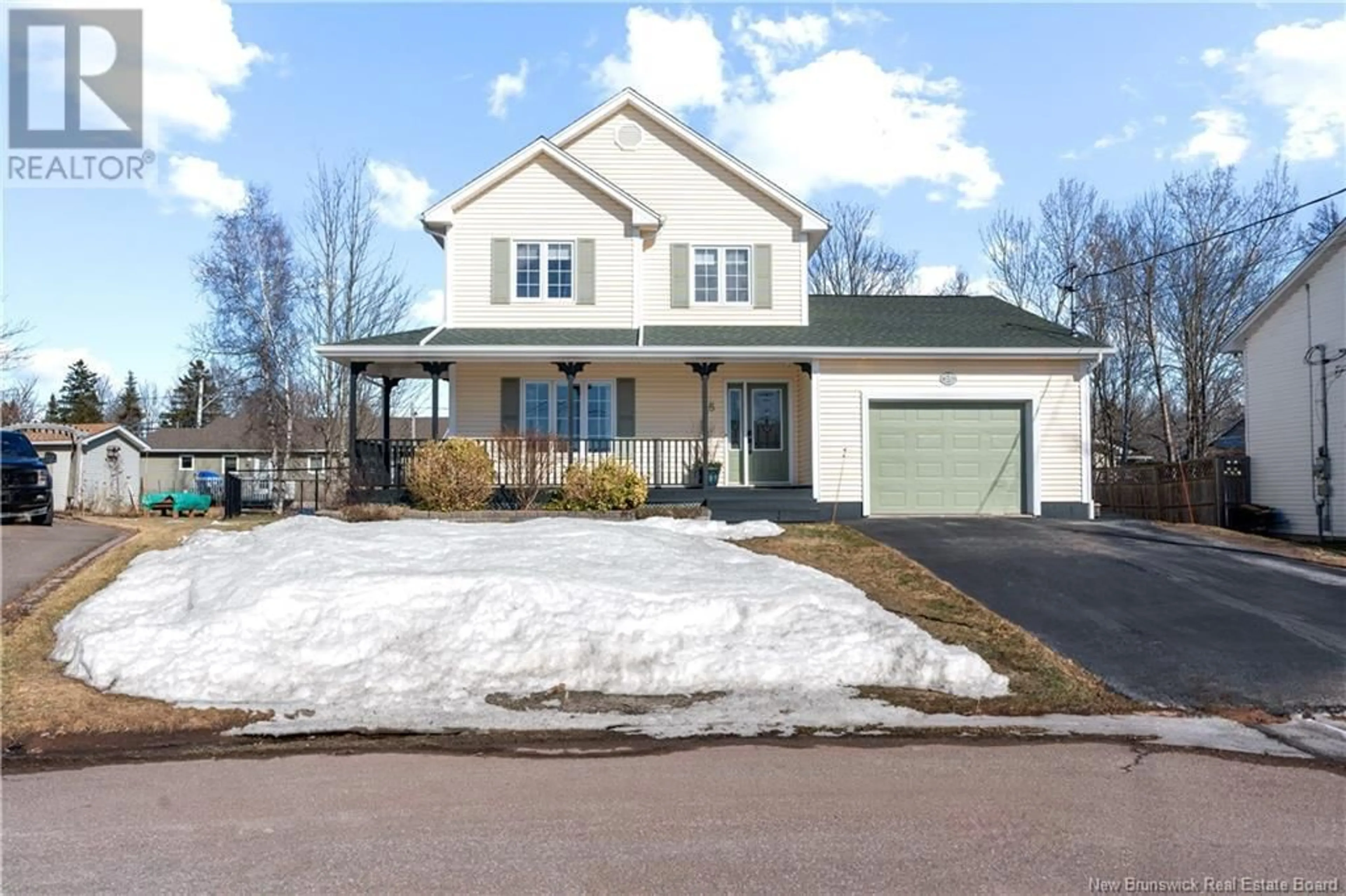 Home with vinyl exterior material, street for 25 Henriette, Dieppe New Brunswick E1A6V7