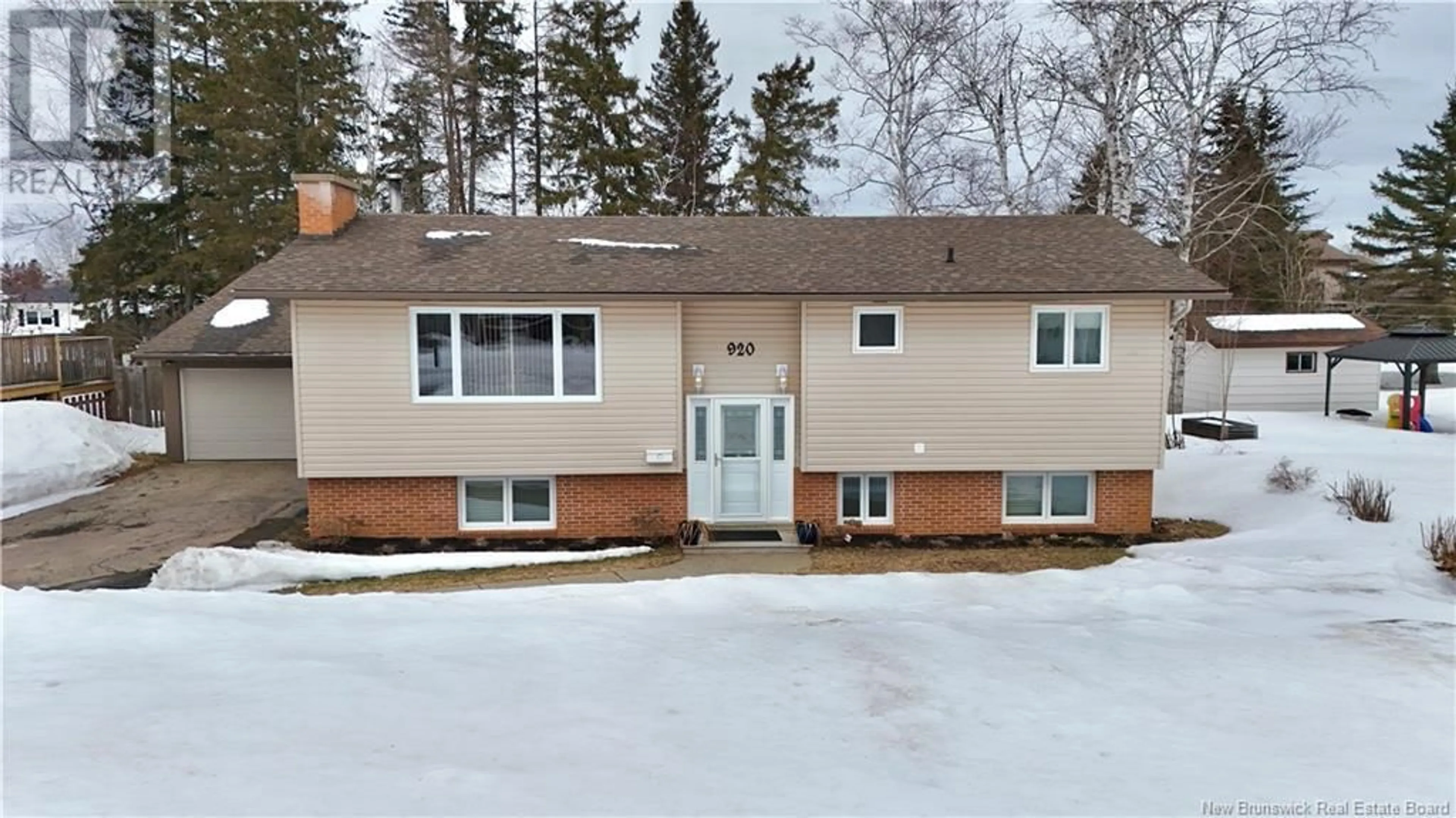 Unknown for 920 MSGR GODIN COURT, Bathurst New Brunswick E2A4E6