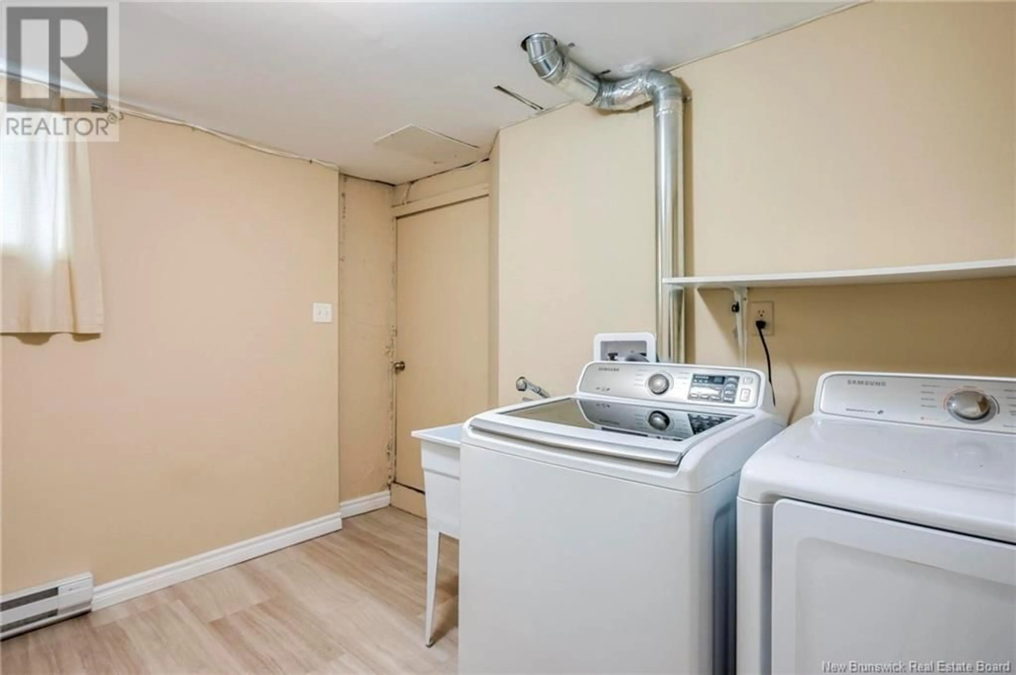 Laundry room for 46 Berkley Drive, Riverview New Brunswick E1B2L6