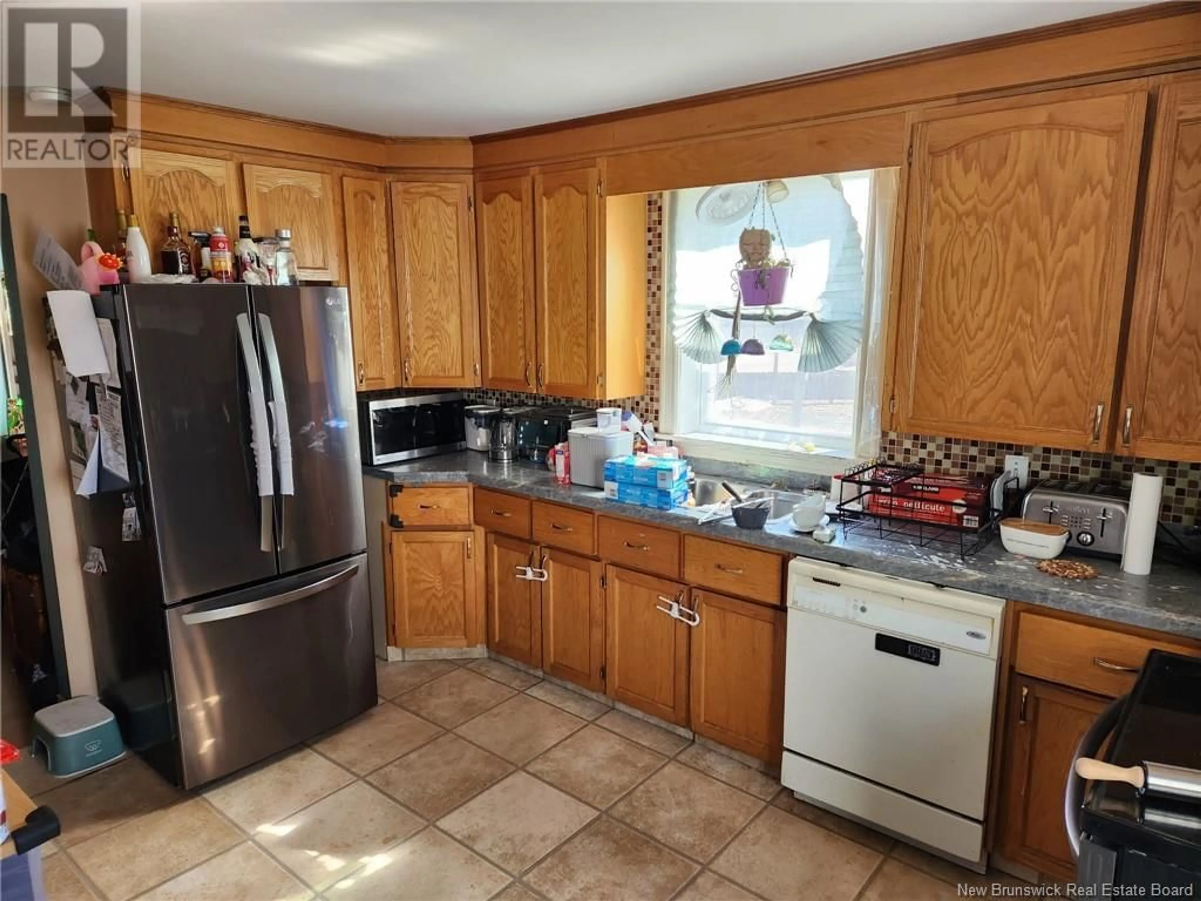 Standard kitchen, unknown for 160 DOMINION STREET, Moncton New Brunswick E1C6H1