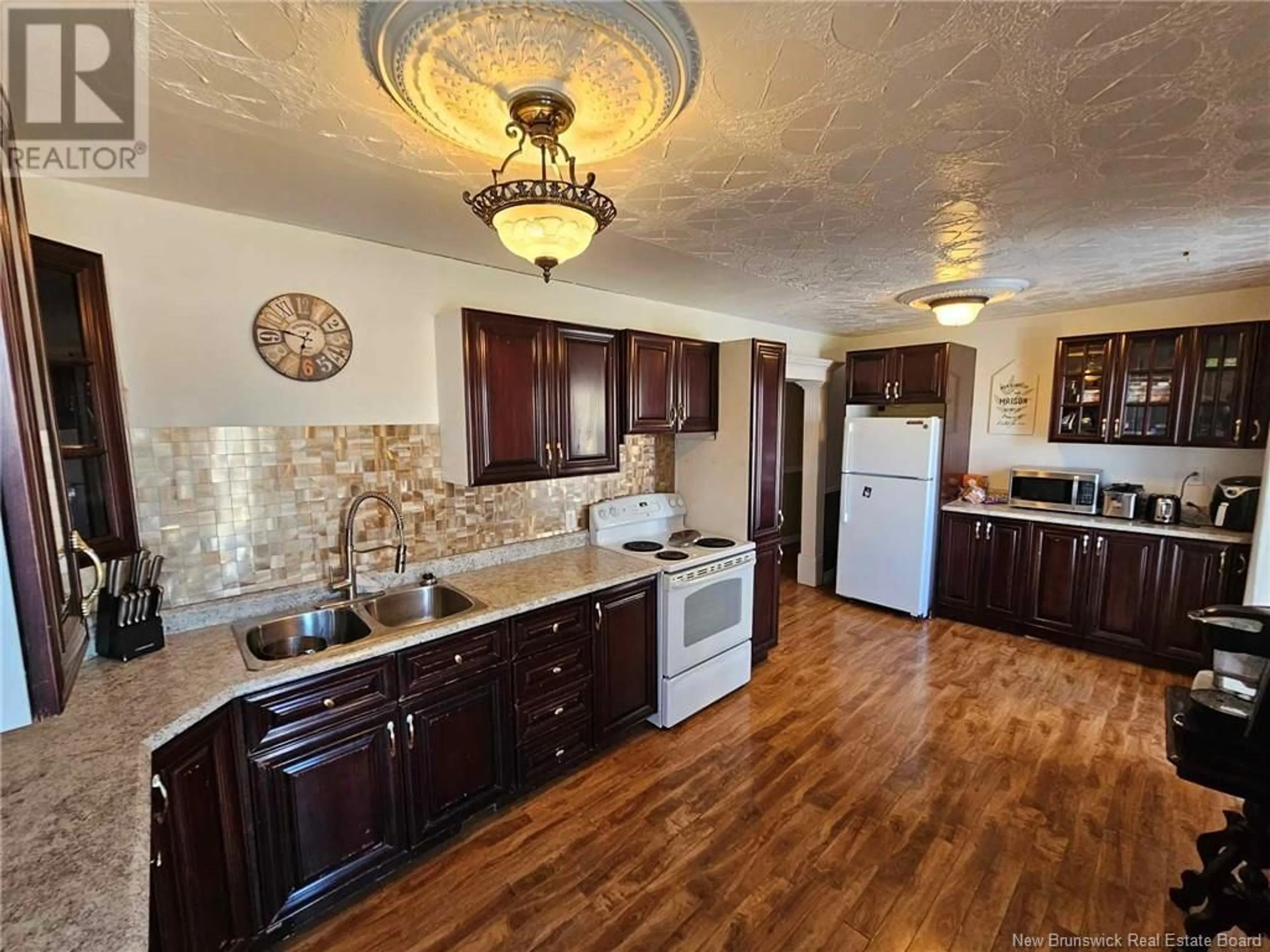 Standard kitchen, ceramic/tile floor for 3 BENJAMIN EST STREET, Saint-Pons New Brunswick E1X1Y4