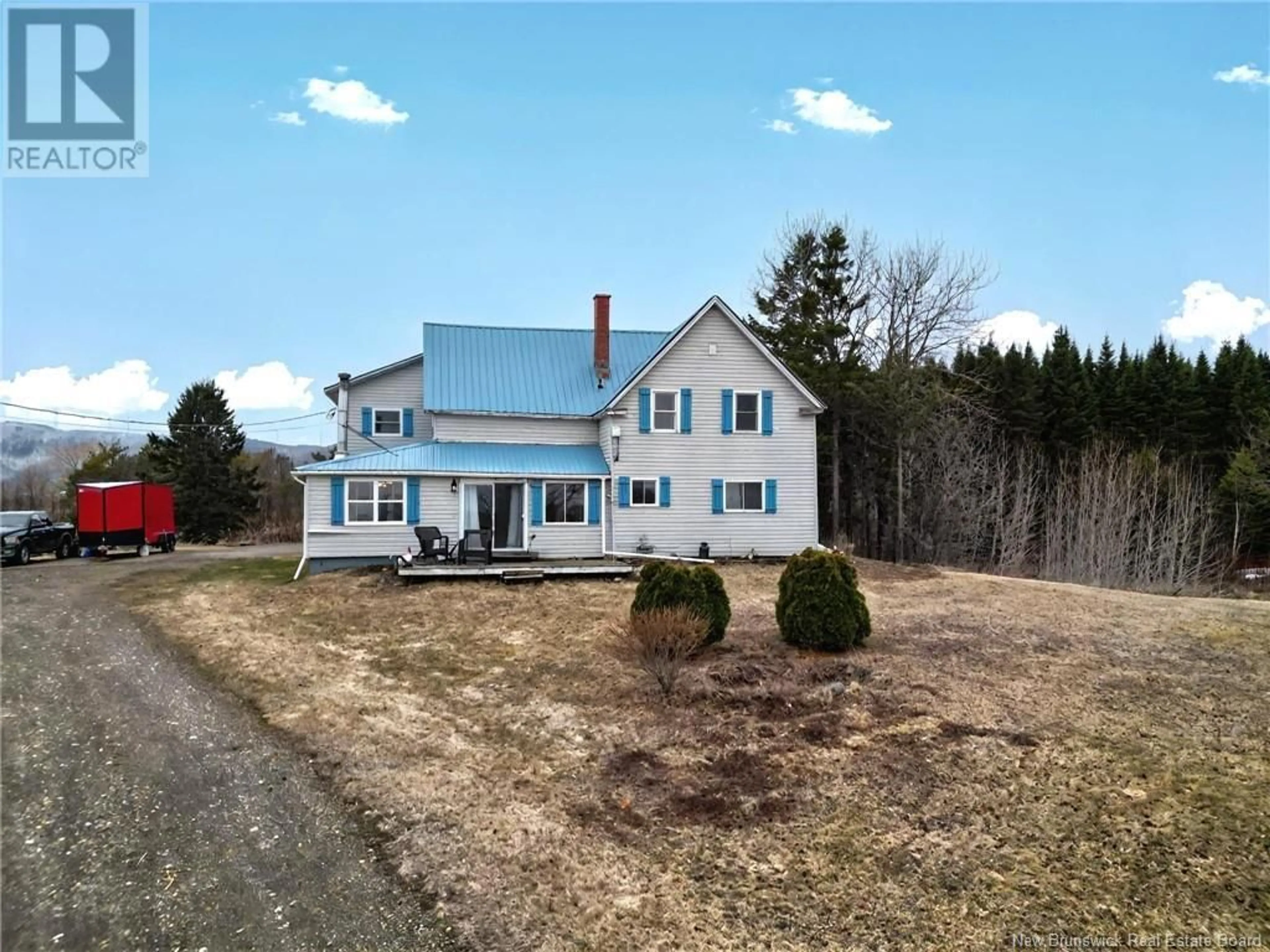 A pic from outside/outdoor area/front of a property/back of a property/a pic from drone, building for 4443 ROUTE 450, Upper Knoxford New Brunswick E7K2T1