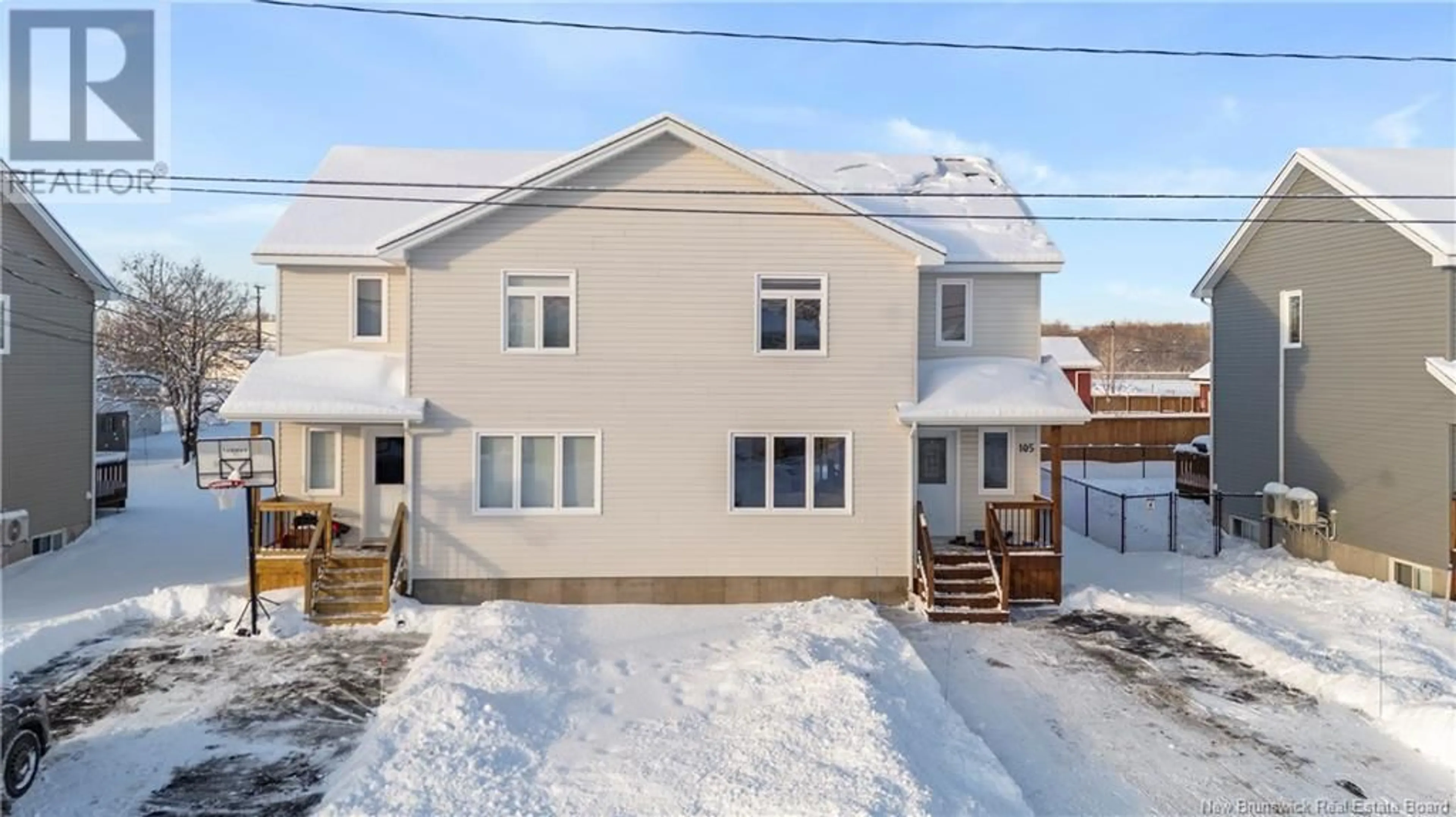 A pic from outside/outdoor area/front of a property/back of a property/a pic from drone, street for 105 Crowbush Crescent, Moncton New Brunswick E1G0H1
