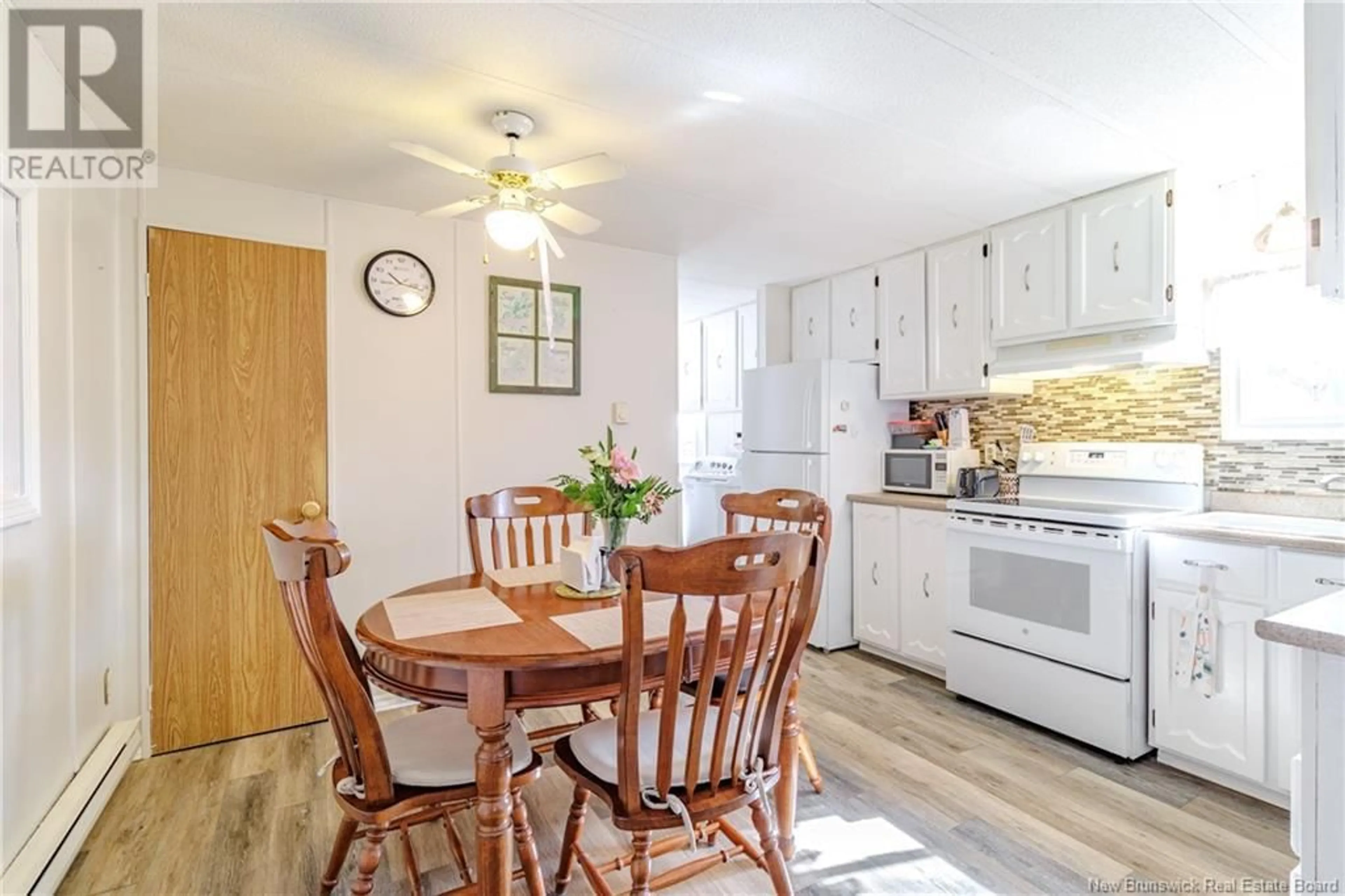 Standard kitchen, unknown for 549 NEVERS ROAD, Waasis New Brunswick E3B9C9