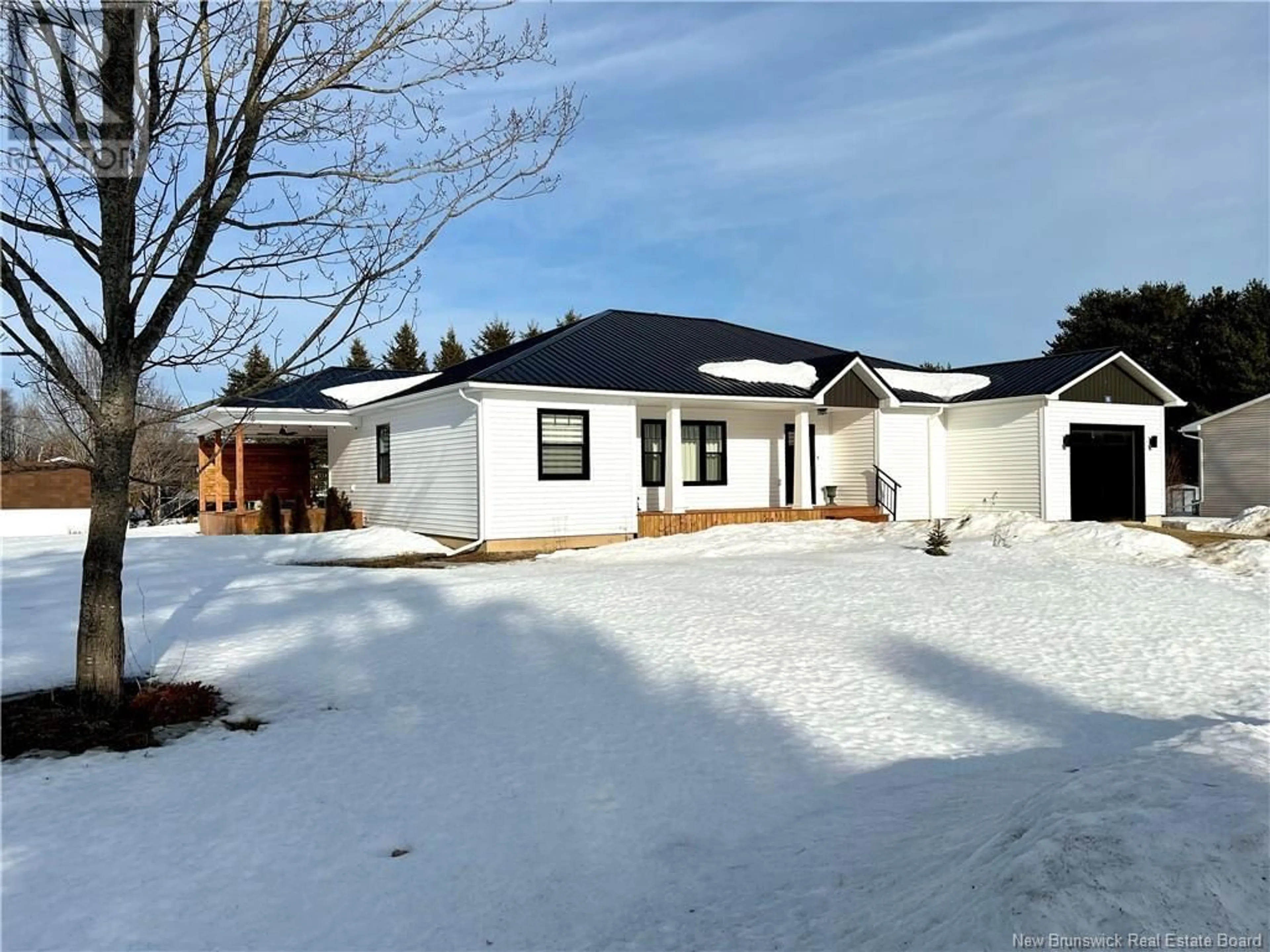 A pic from outside/outdoor area/front of a property/back of a property/a pic from drone, street for 15 MARIGOLD DRIVE, Miramichi New Brunswick E1V6Z7