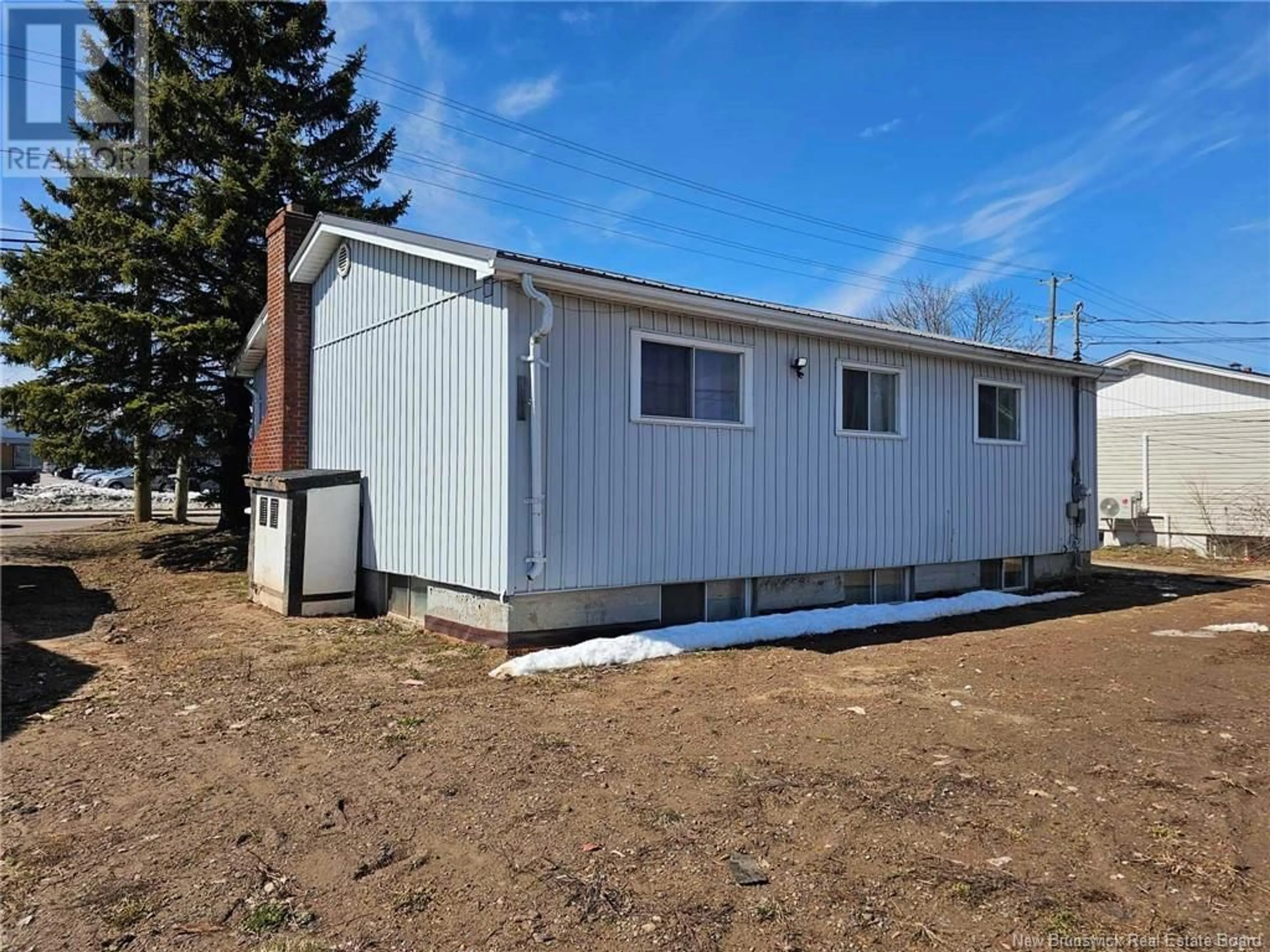 Shed for 73 MAPLETON DRIVE, Moncton New Brunswick E1C7W6