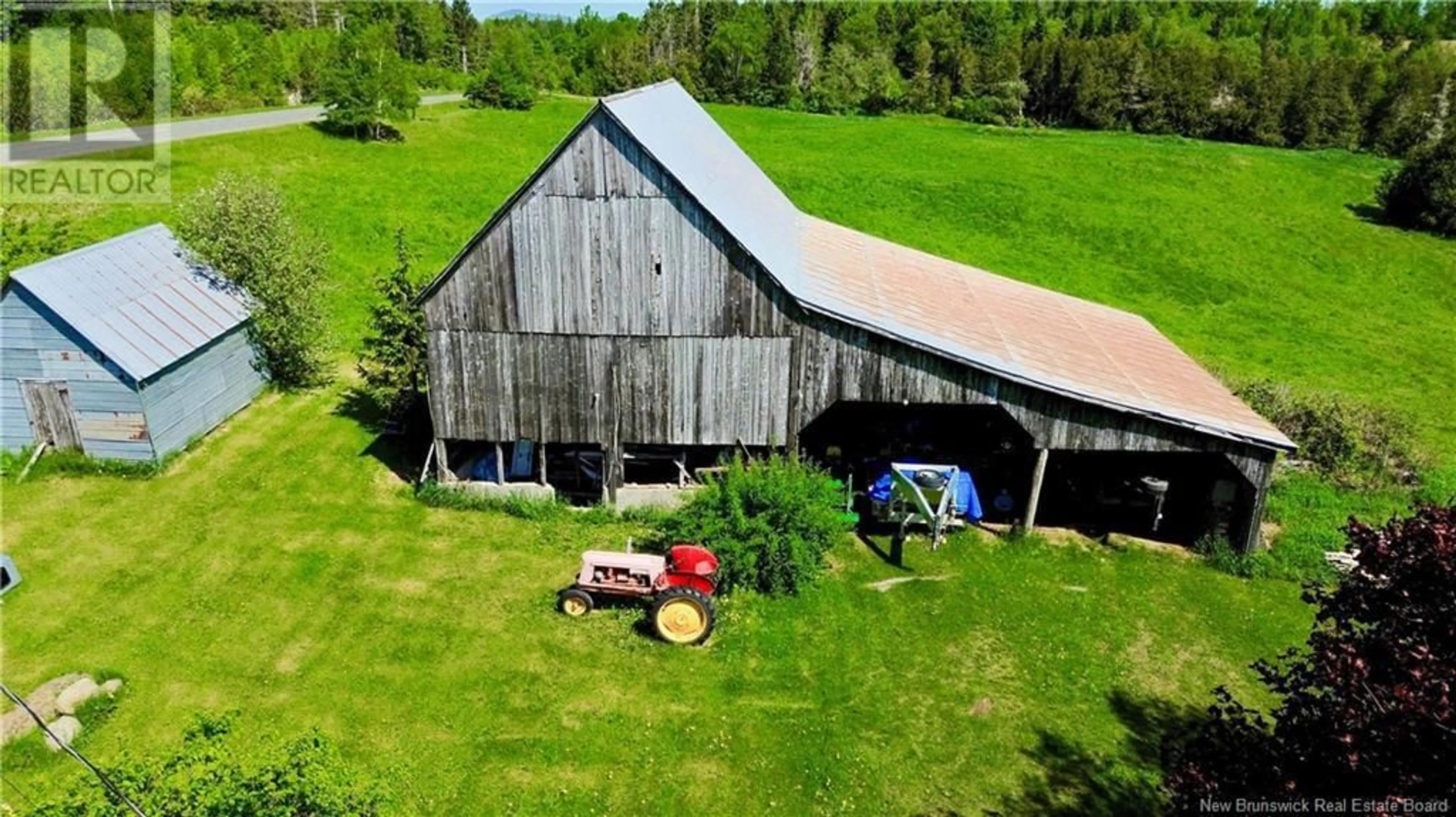 A pic from outside/outdoor area/front of a property/back of a property/a pic from drone, mountain view for 2500 560 ROUTE, Williamstown New Brunswick E7K1S8