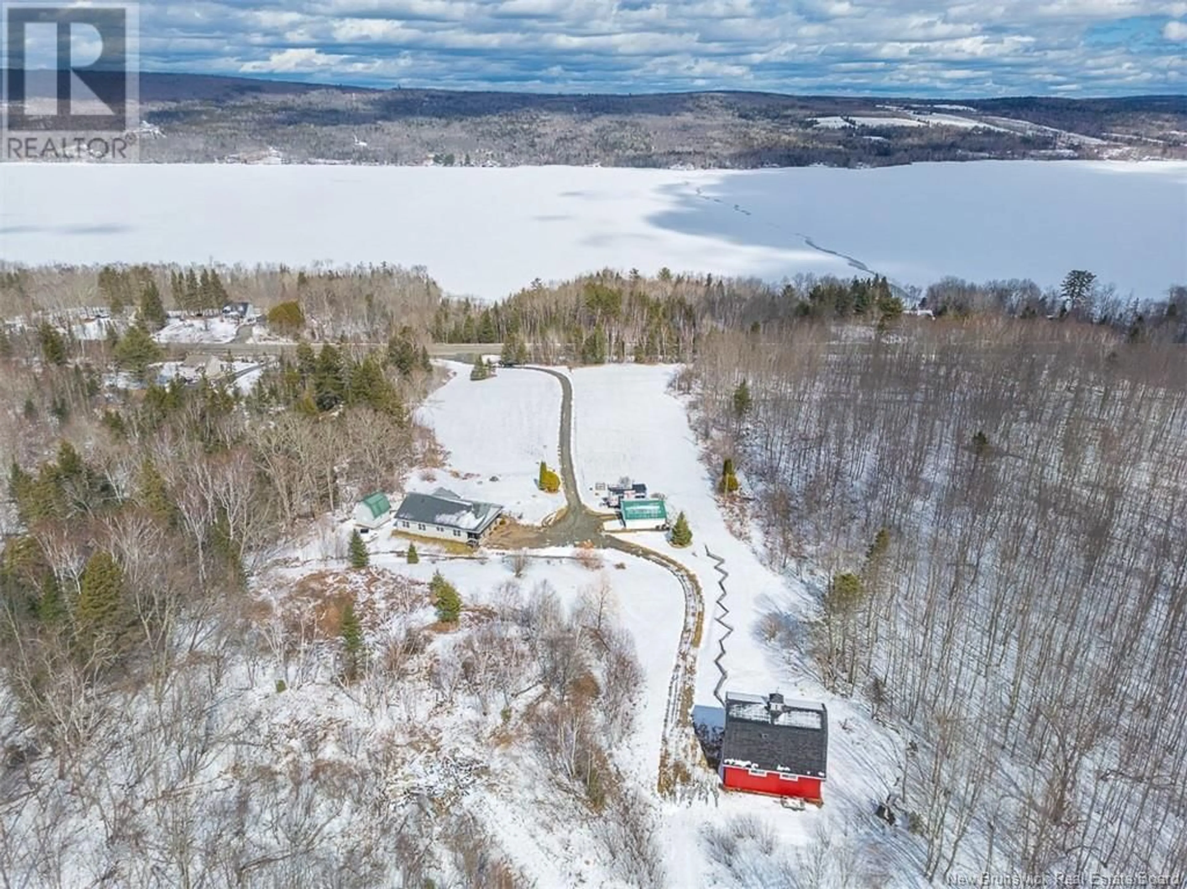 A pic from outside/outdoor area/front of a property/back of a property/a pic from drone, water/lake/river/ocean view for 6800 102 ROUTE, Dumfries New Brunswick E6G1N9