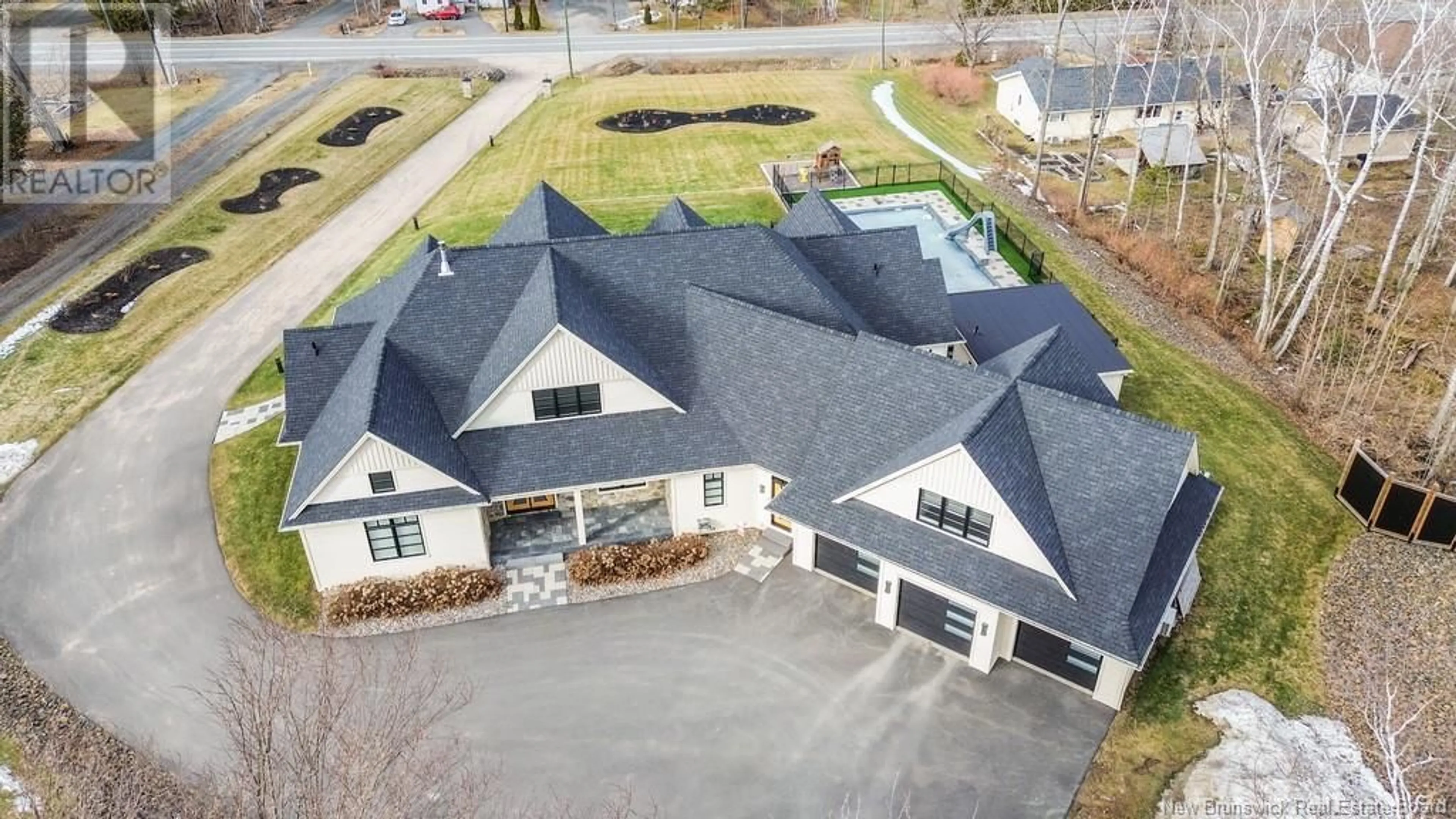 A pic from outside/outdoor area/front of a property/back of a property/a pic from drone, unknown for 1520 WOODSTOCK ROAD, Fredericton New Brunswick E3C1P3