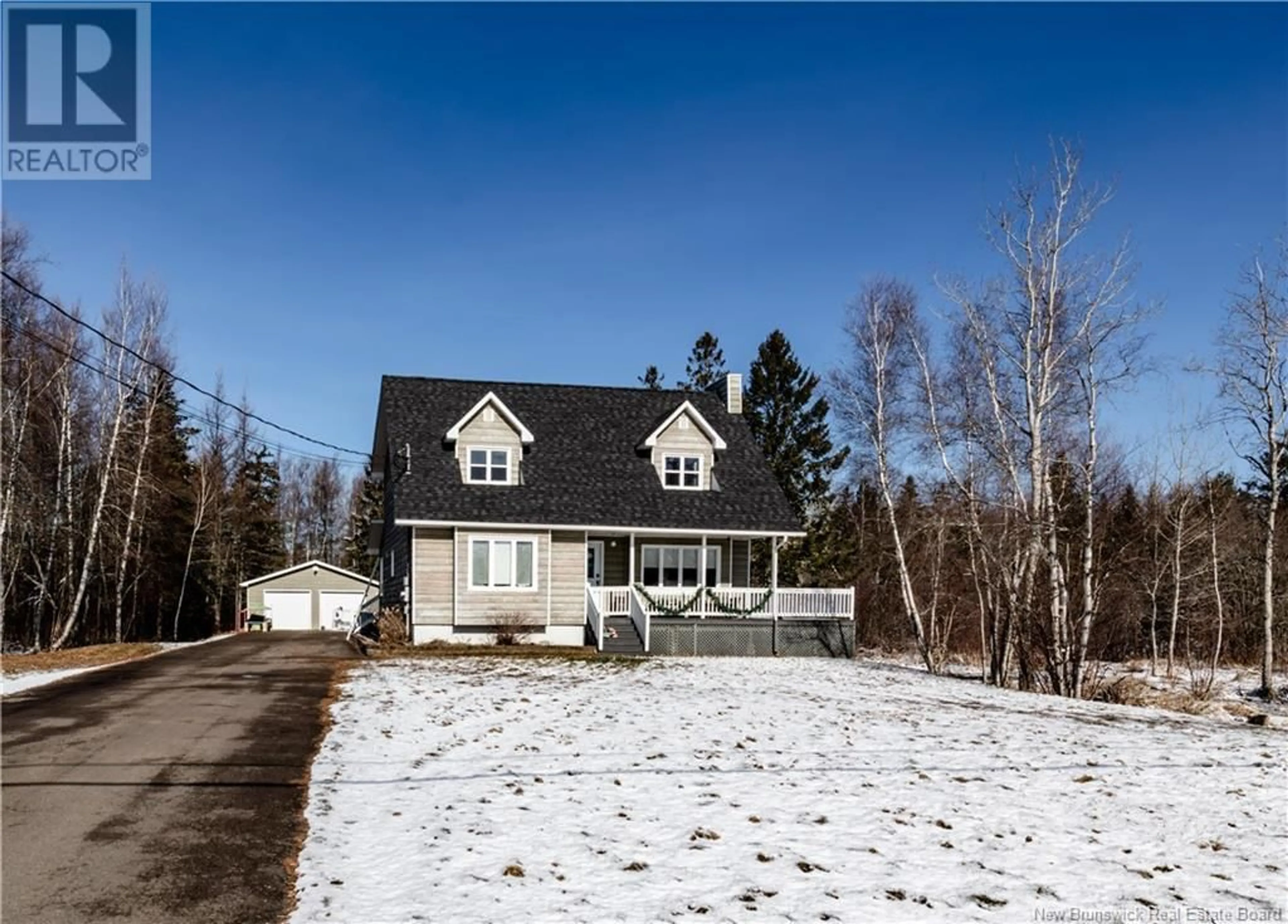 A pic from outside/outdoor area/front of a property/back of a property/a pic from drone, street for 2915 ROUTE 134, Shediac Cape New Brunswick E4P3E8