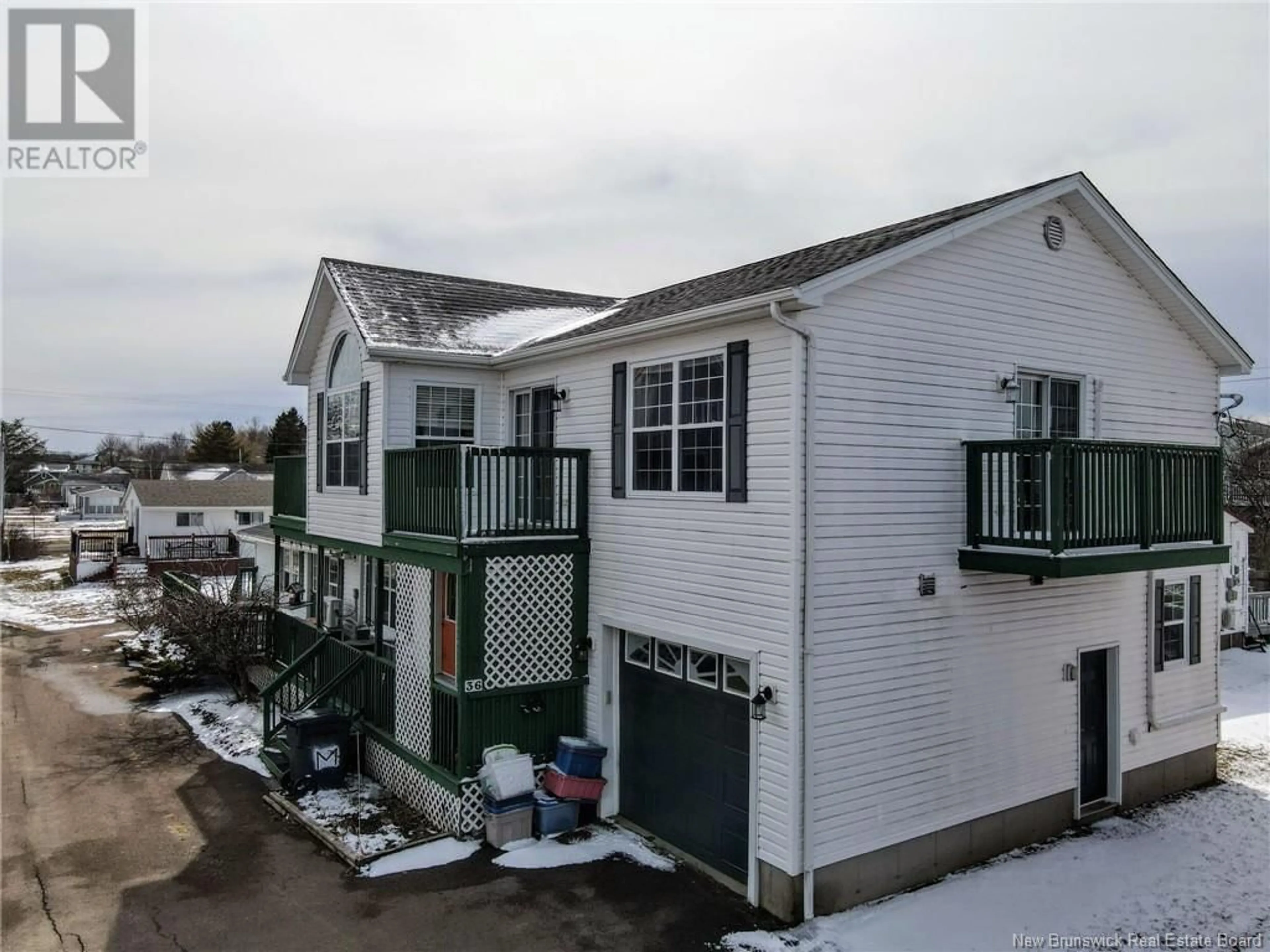 A pic from outside/outdoor area/front of a property/back of a property/a pic from drone, unknown for 36 MILLOCK STREET, Pointe-Du-Chêne New Brunswick E4P4R1