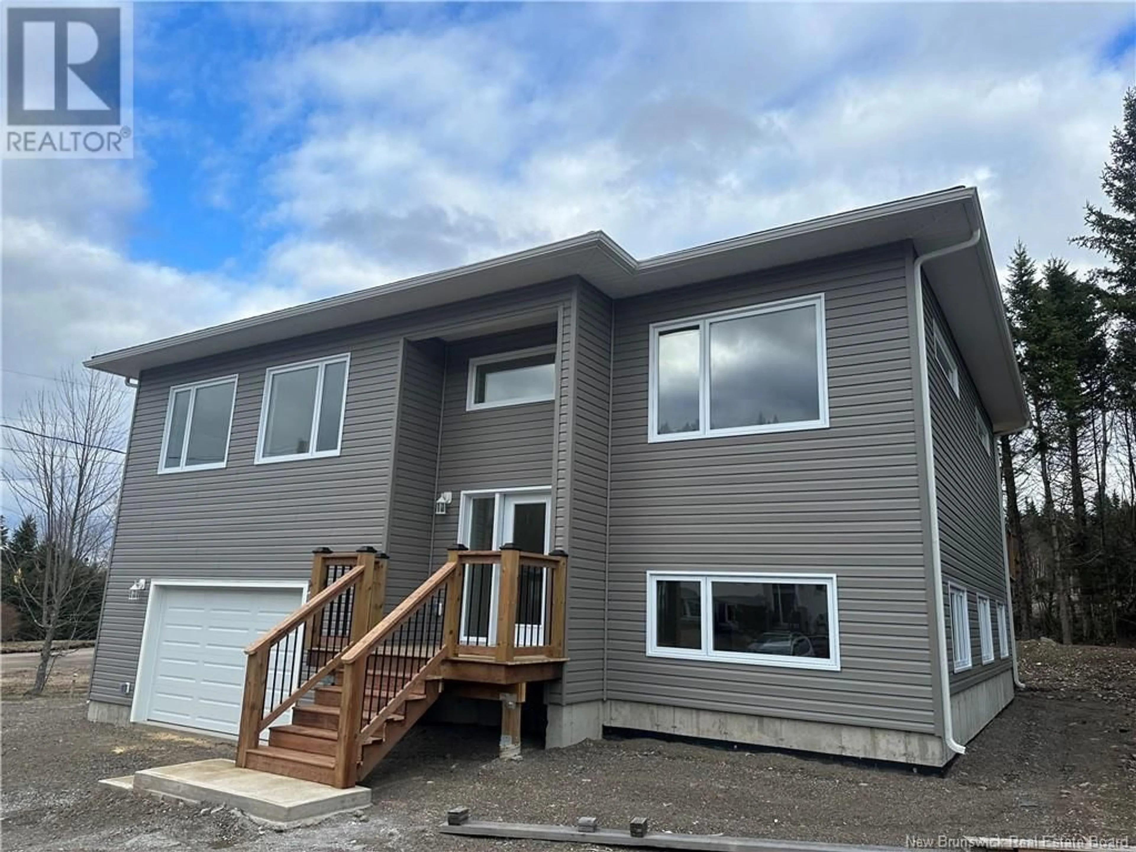 Home with vinyl exterior material, unknown for 49 RIDGE WAY, Grand Bay-Westfield New Brunswick E5K2V8