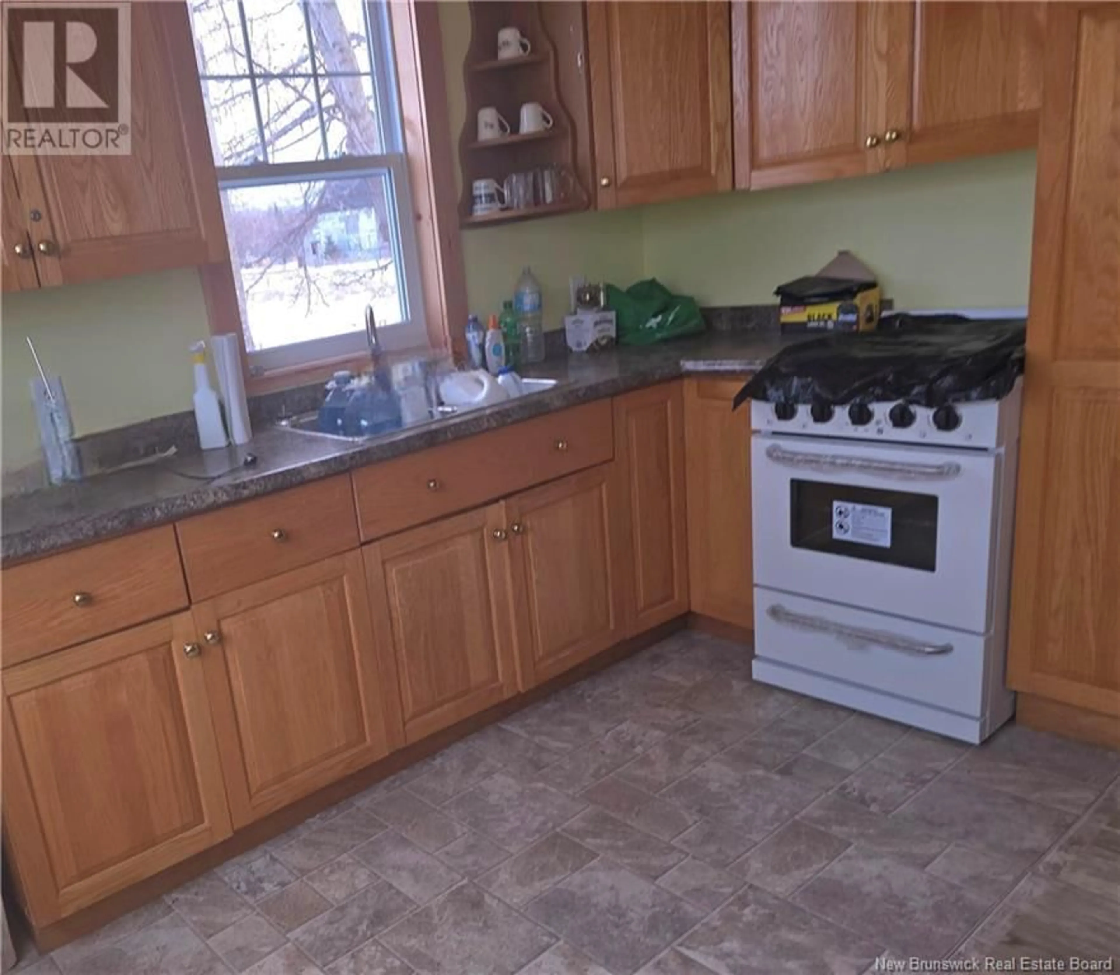 Standard kitchen, ceramic/tile floor for 7343 ROUTE 117, Black River Bridge New Brunswick E1N5M1