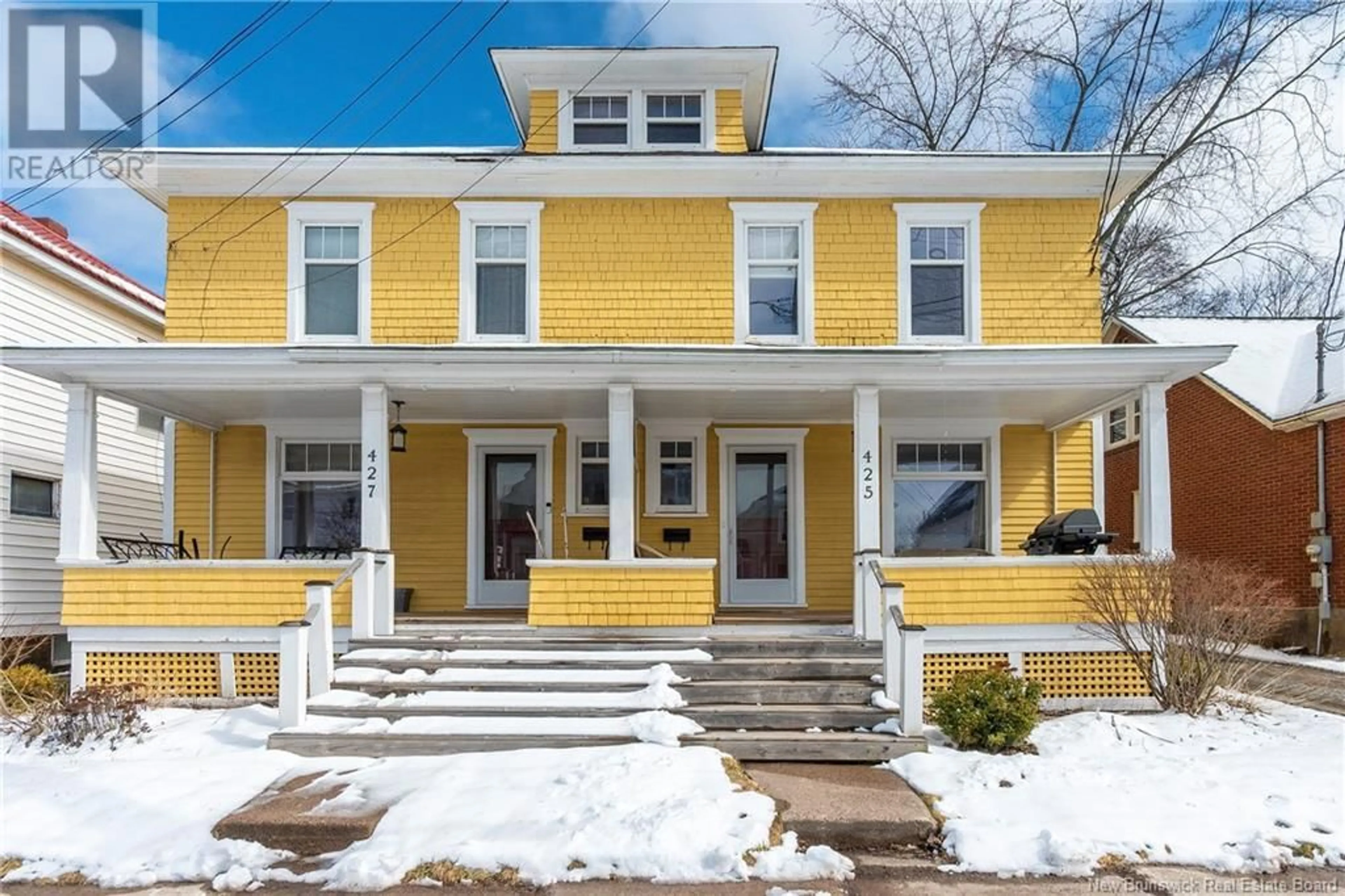 Home with vinyl exterior material, street for 425 LUTZ STREET, Moncton New Brunswick E1C5H2