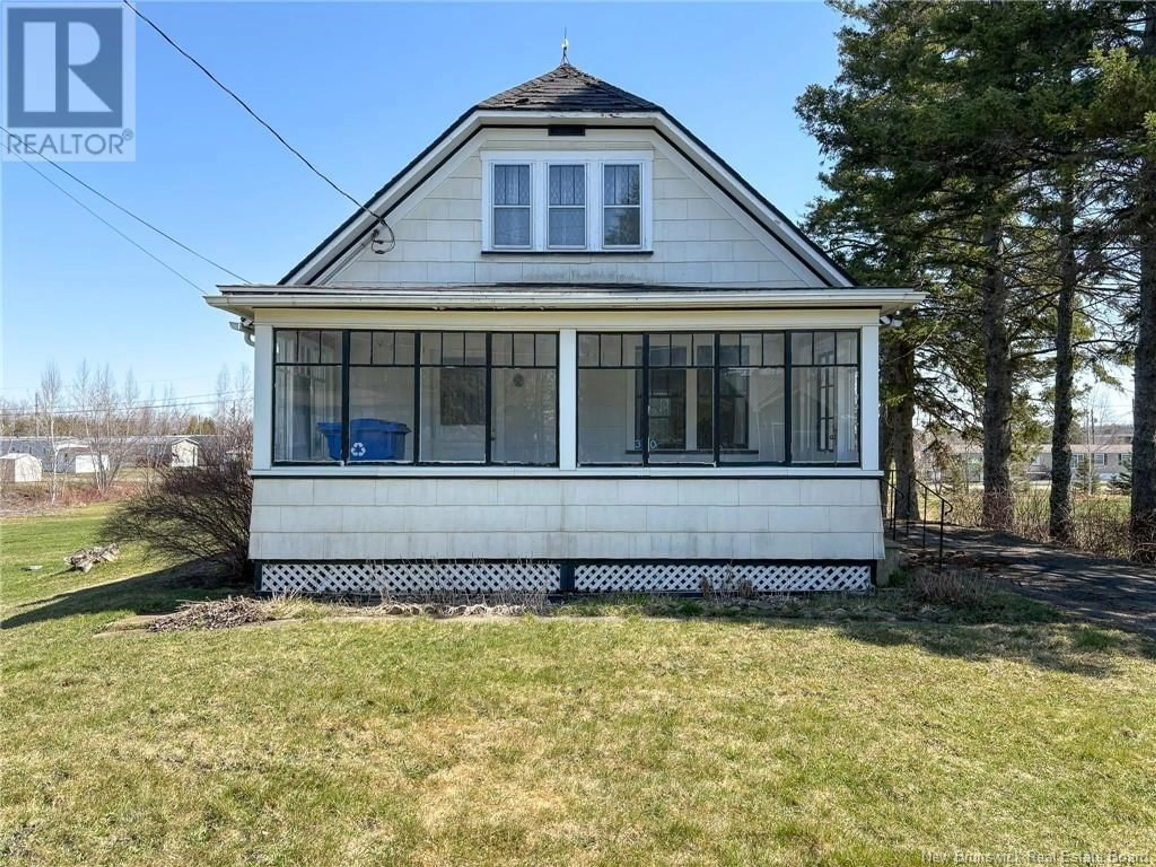 Home with vinyl exterior material, street for 300 560 ROUTE, Jacksonville New Brunswick E7M3G6