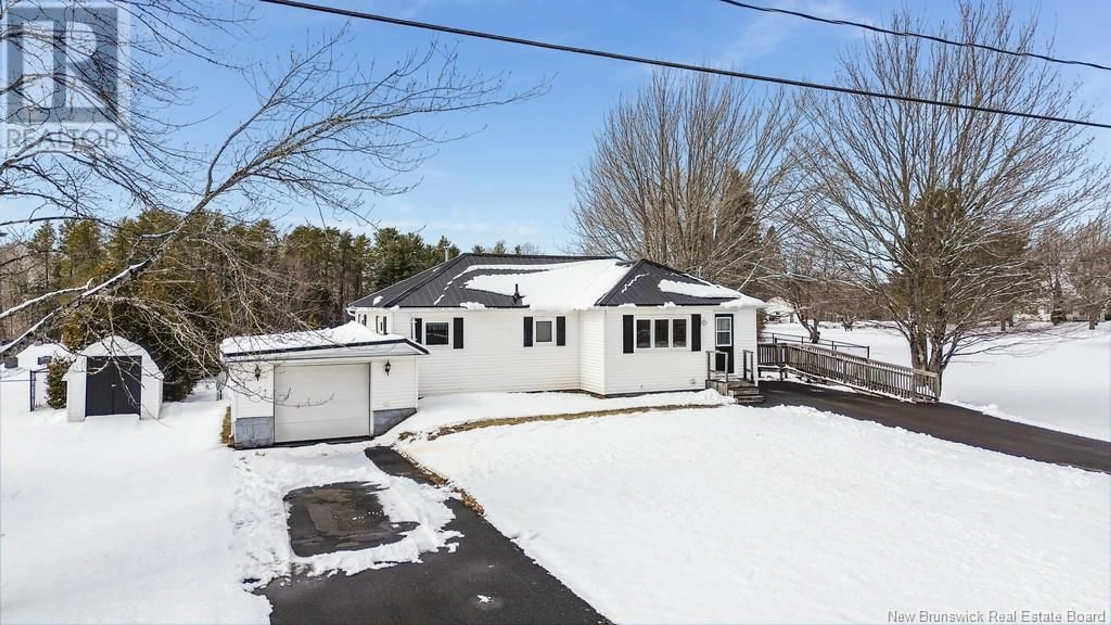 A pic from outside/outdoor area/front of a property/back of a property/a pic from drone, street for 11472 10 ROUTE, Coles Island New Brunswick E4C2R1