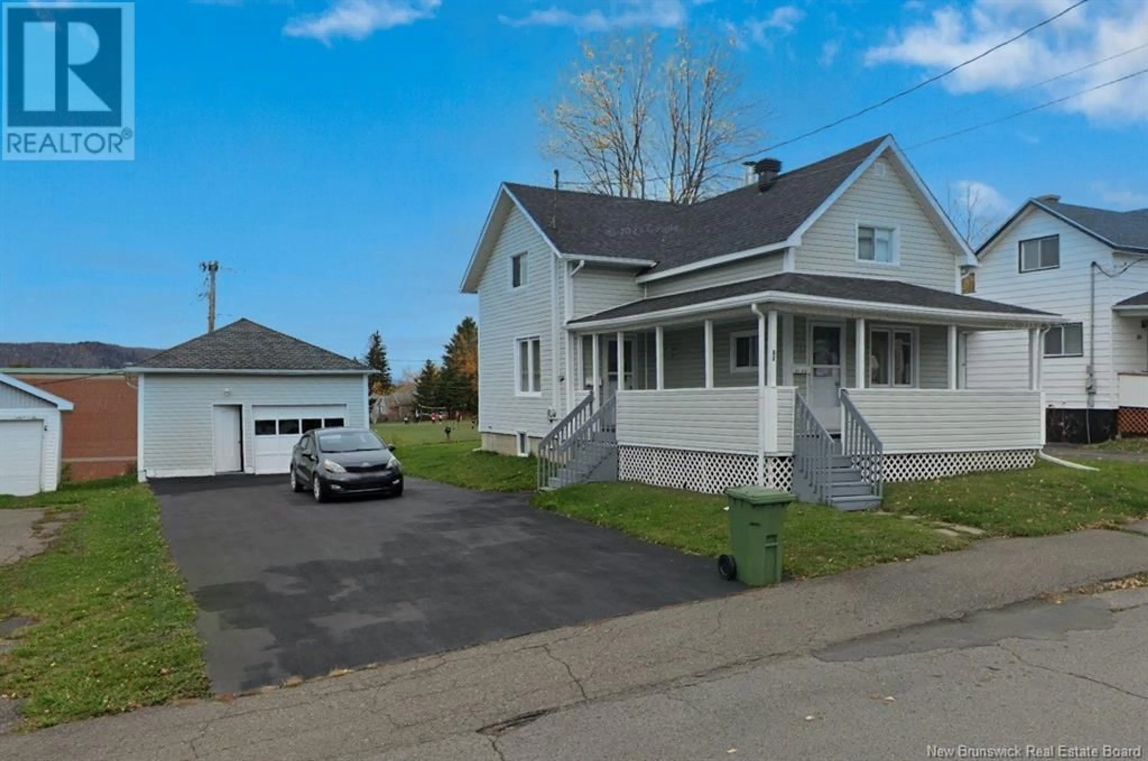 A pic from outside/outdoor area/front of a property/back of a property/a pic from drone, street for 82 ST-GEORGES AVENUE, Edmundston New Brunswick E3V2W2