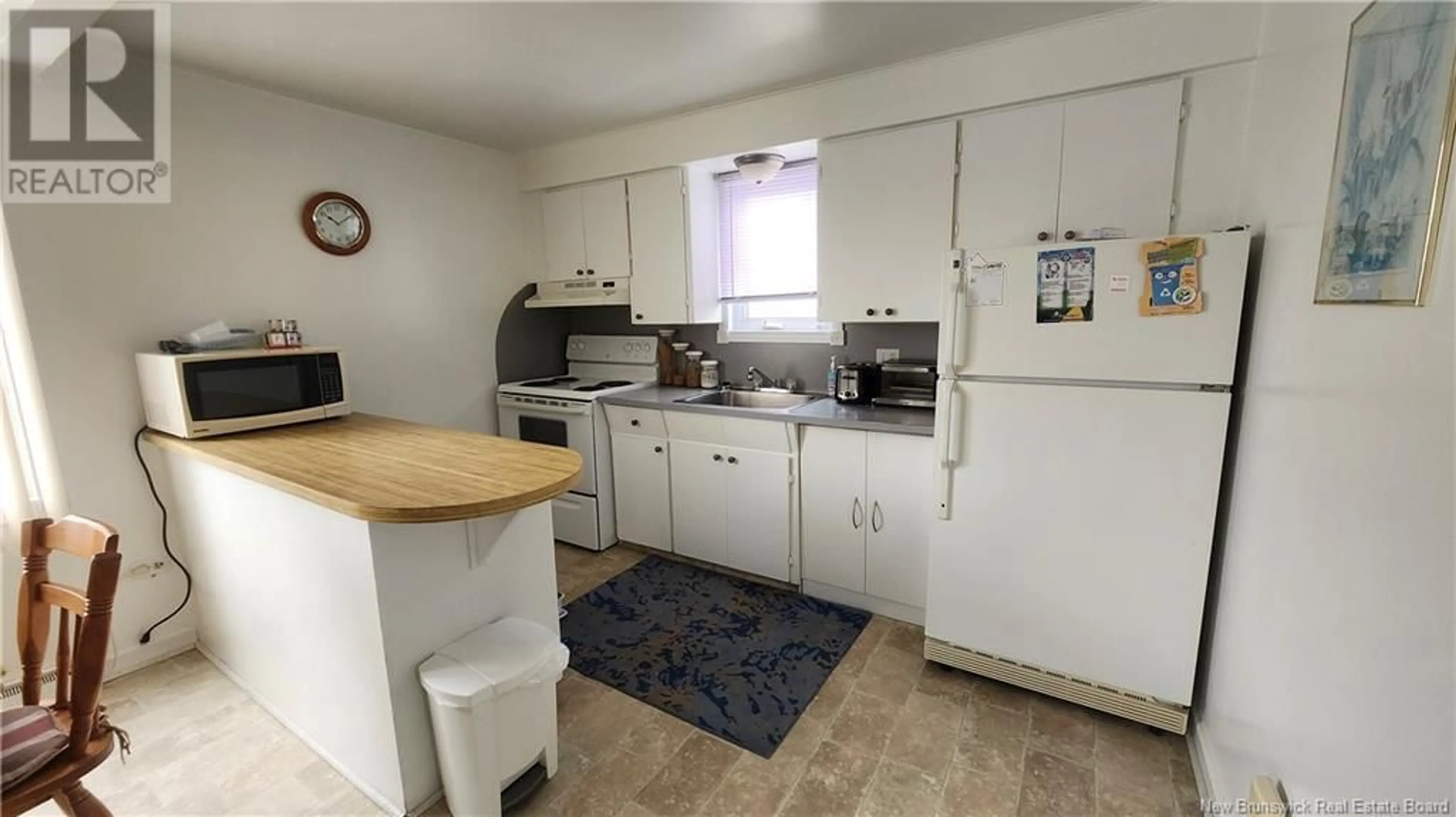 Standard kitchen, unknown for 82 ST-GEORGES AVENUE, Edmundston New Brunswick E3V2W2