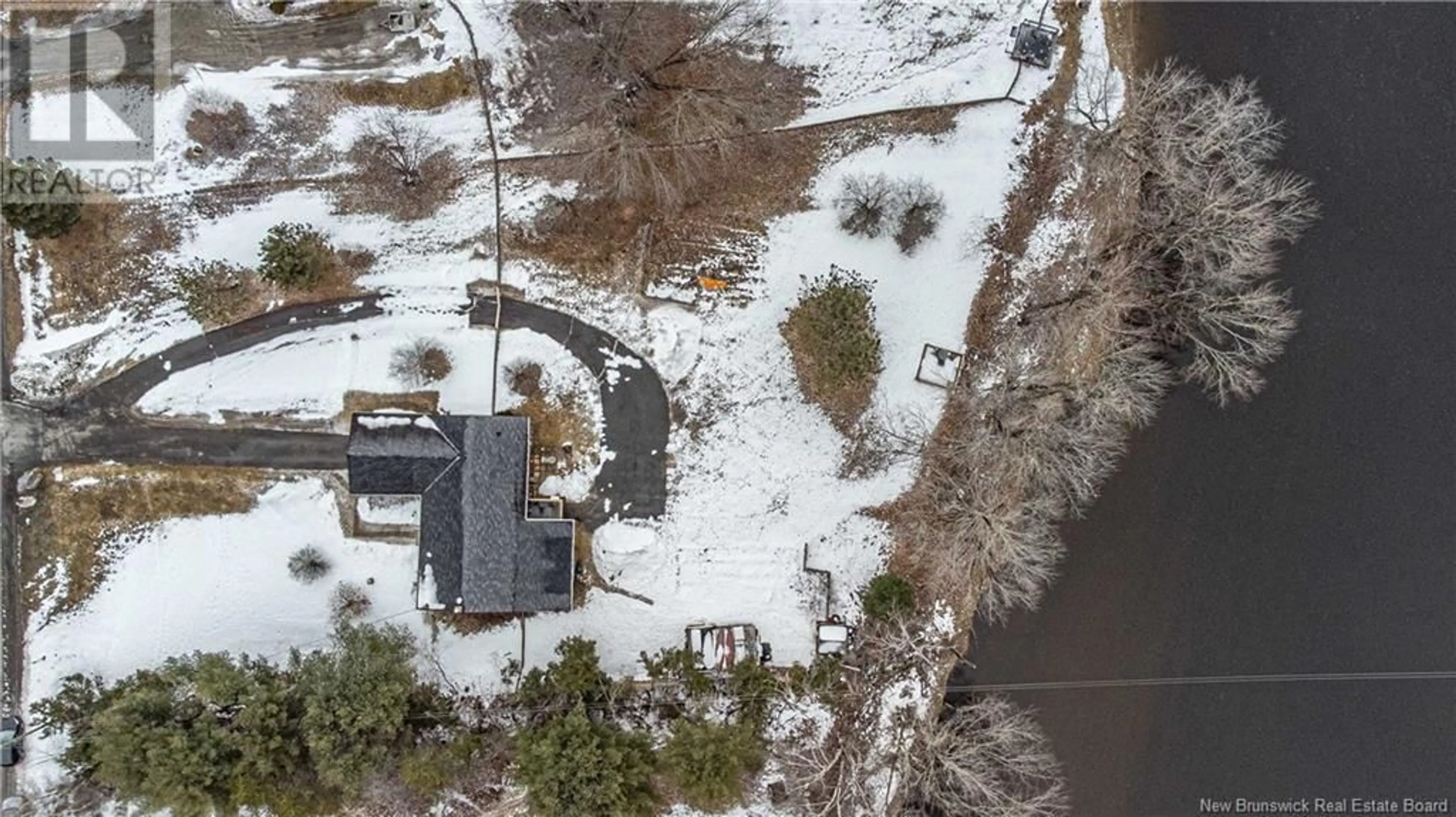 A pic from outside/outdoor area/front of a property/back of a property/a pic from drone, water/lake/river/ocean view for 828 CANADA STREET, Penniac New Brunswick E3A9C4