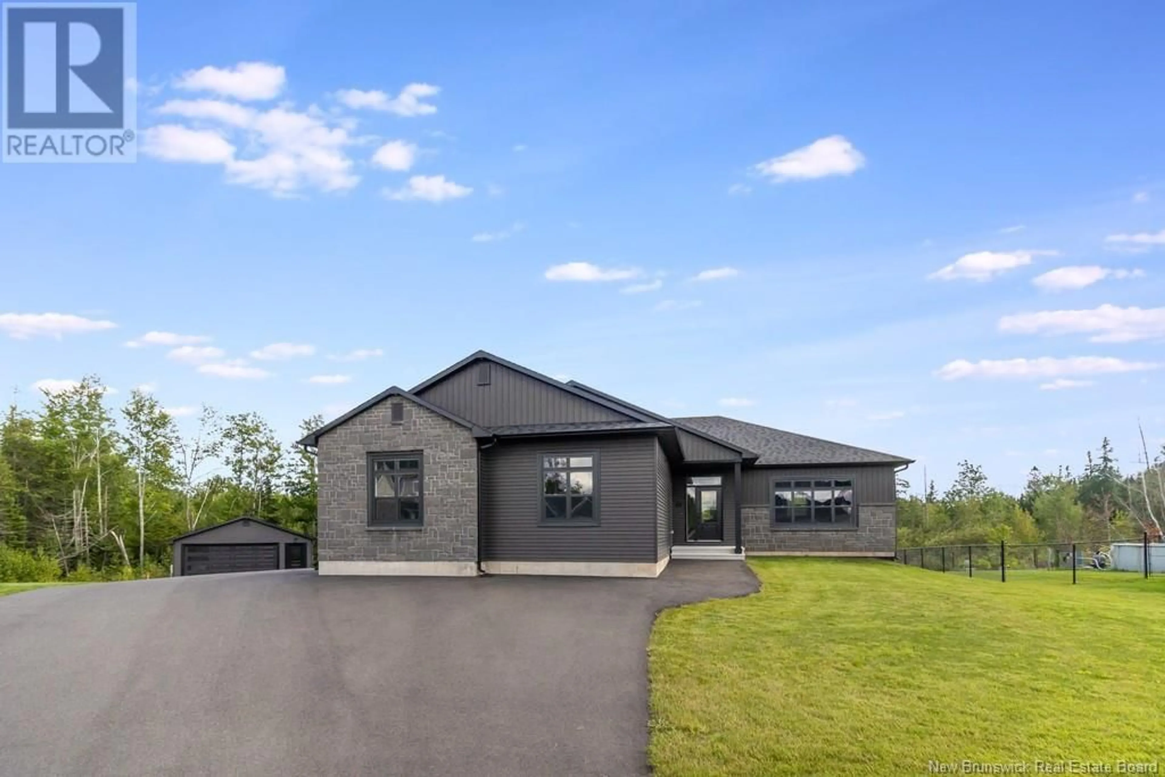 Unknown for 24 STEACY COURT, Oromocto New Brunswick E2V0L8