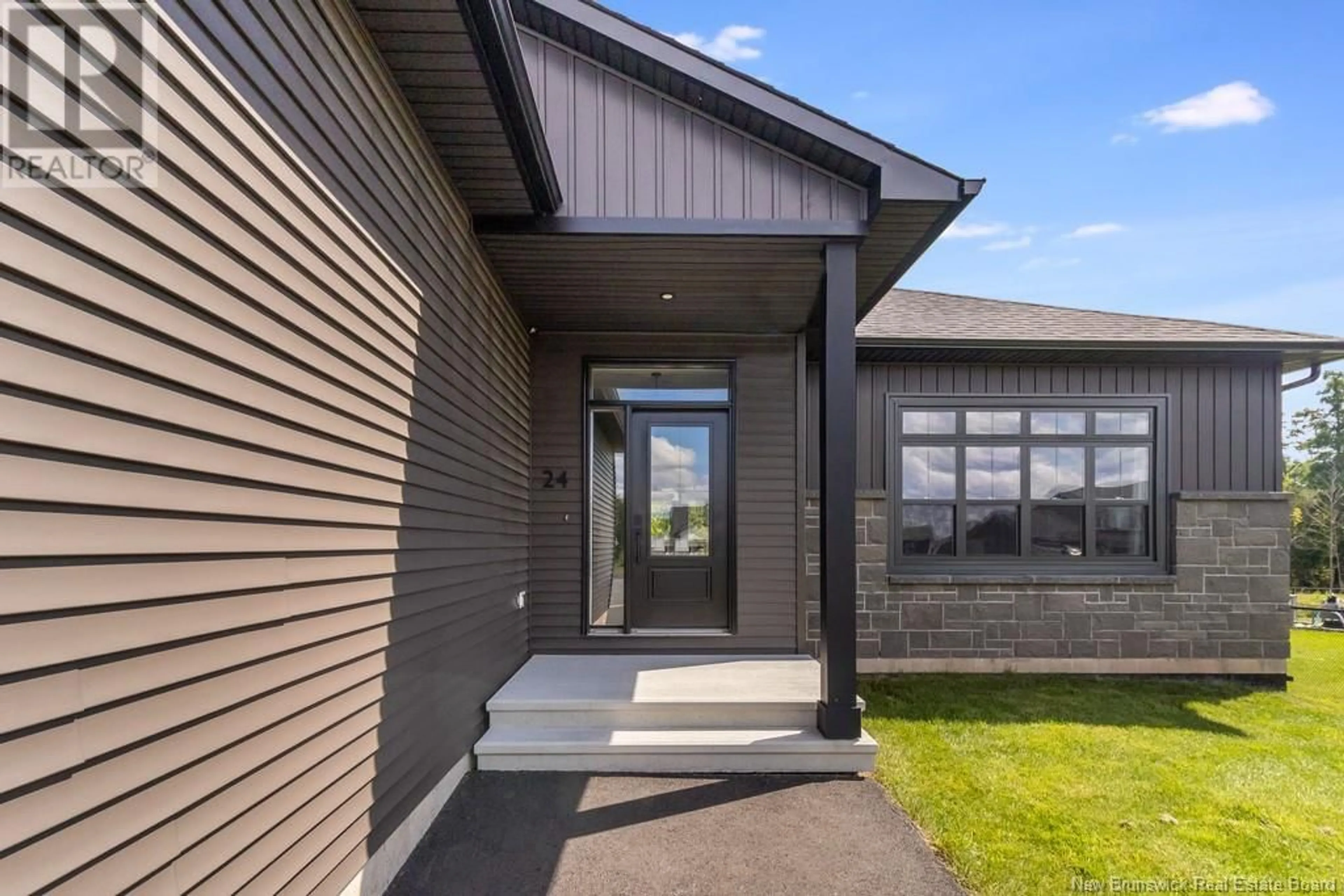 Unknown for 24 STEACY COURT, Oromocto New Brunswick E2V0L8