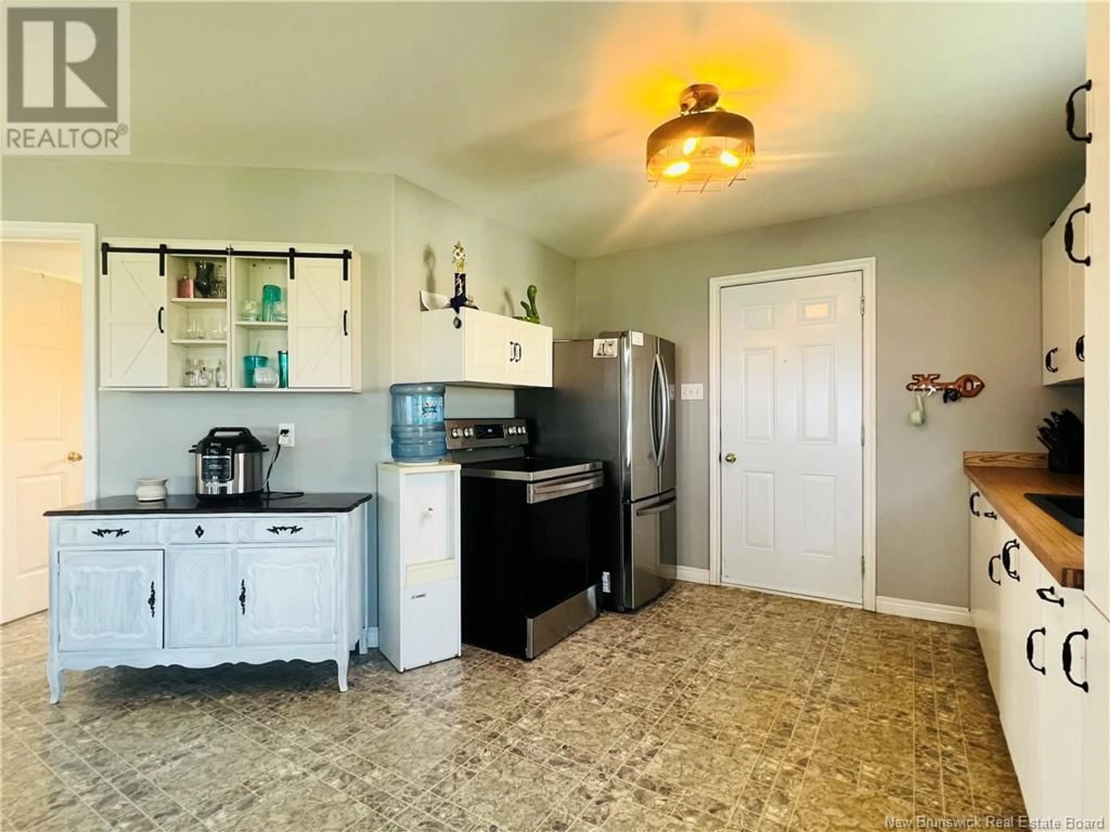 Unknown for 49 OCEAN WALK, Salmon Beach New Brunswick E2A6C7