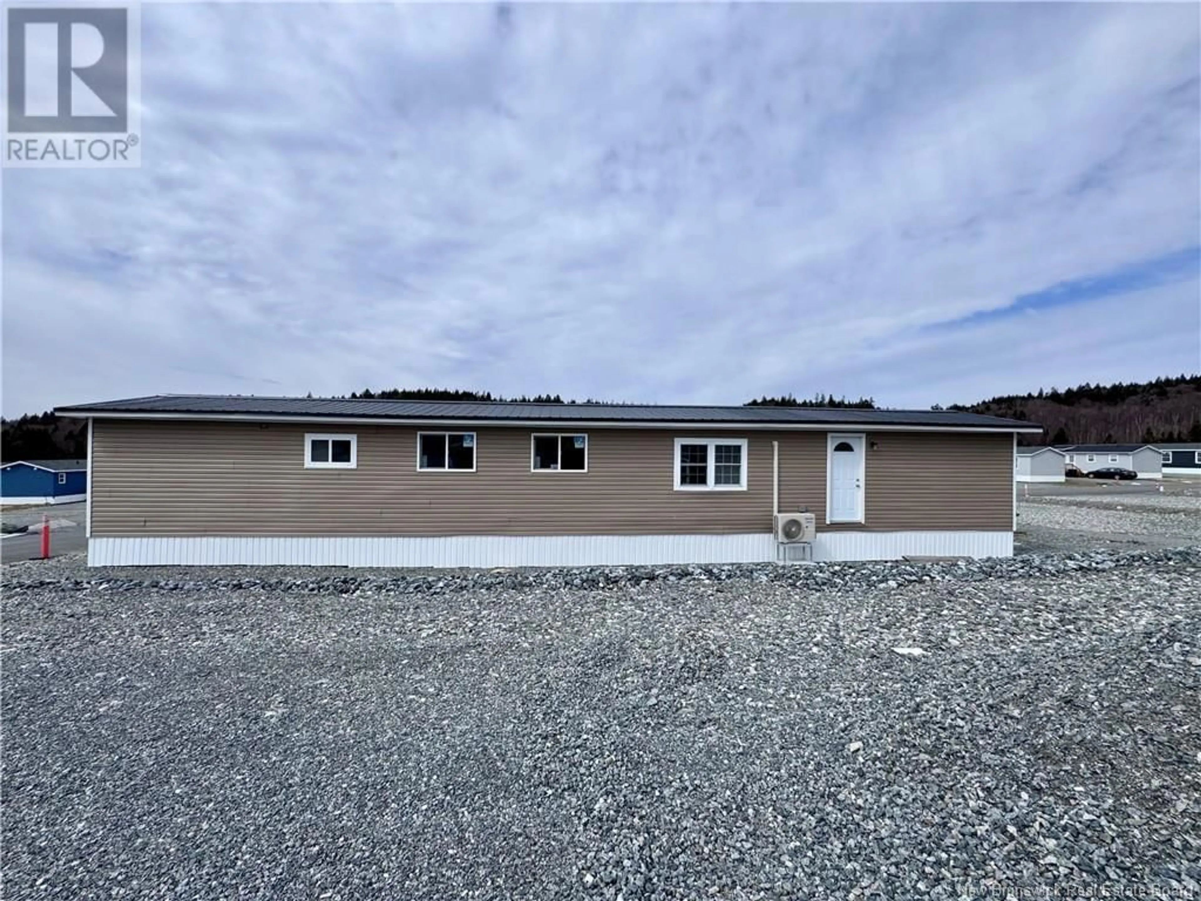 Home with vinyl exterior material, building for 106 GLENVIEW DRIVE, Saint John New Brunswick E2H0B3
