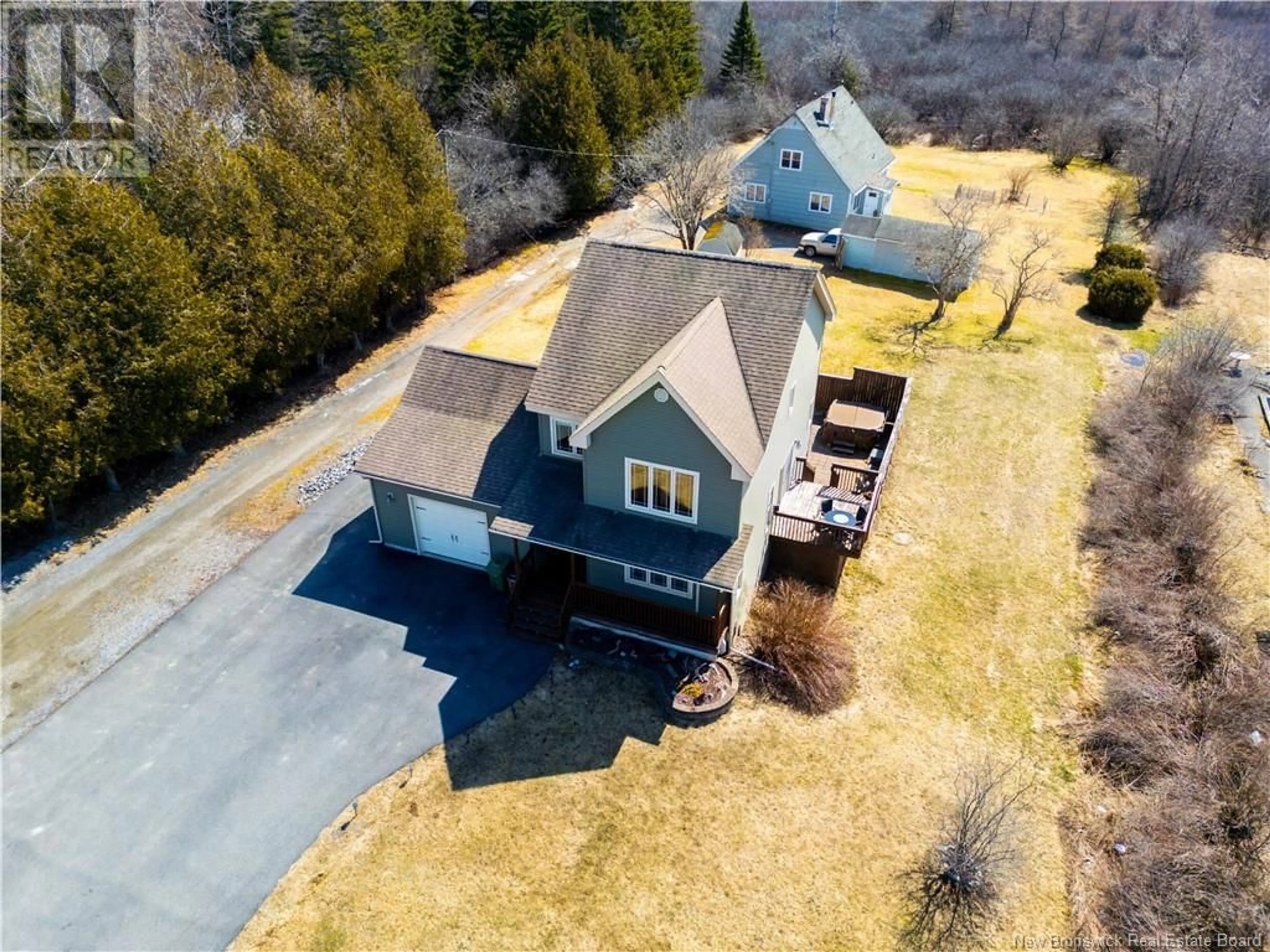 A pic from outside/outdoor area/front of a property/back of a property/a pic from drone, unknown for 2218 LOCH LOMOND ROAD, Saint John New Brunswick E2N1A2