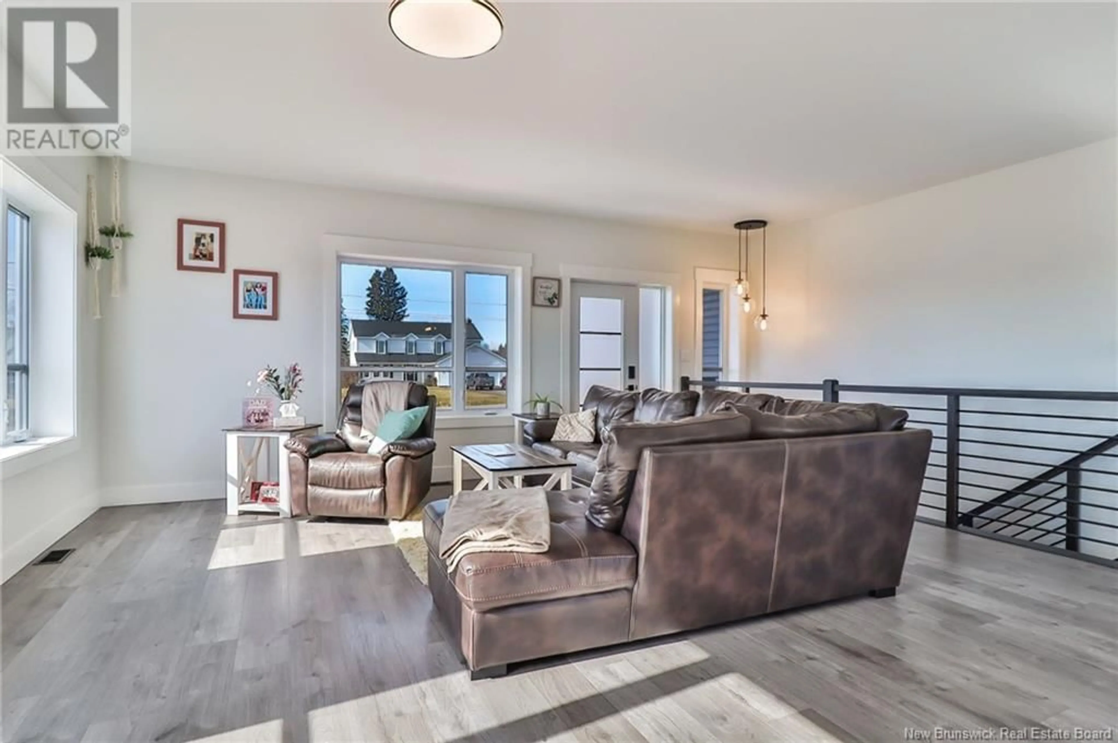 Living room with furniture, unknown for 11 RIVERSIDE DRIVE, Petitcodiac New Brunswick E4Z0K7