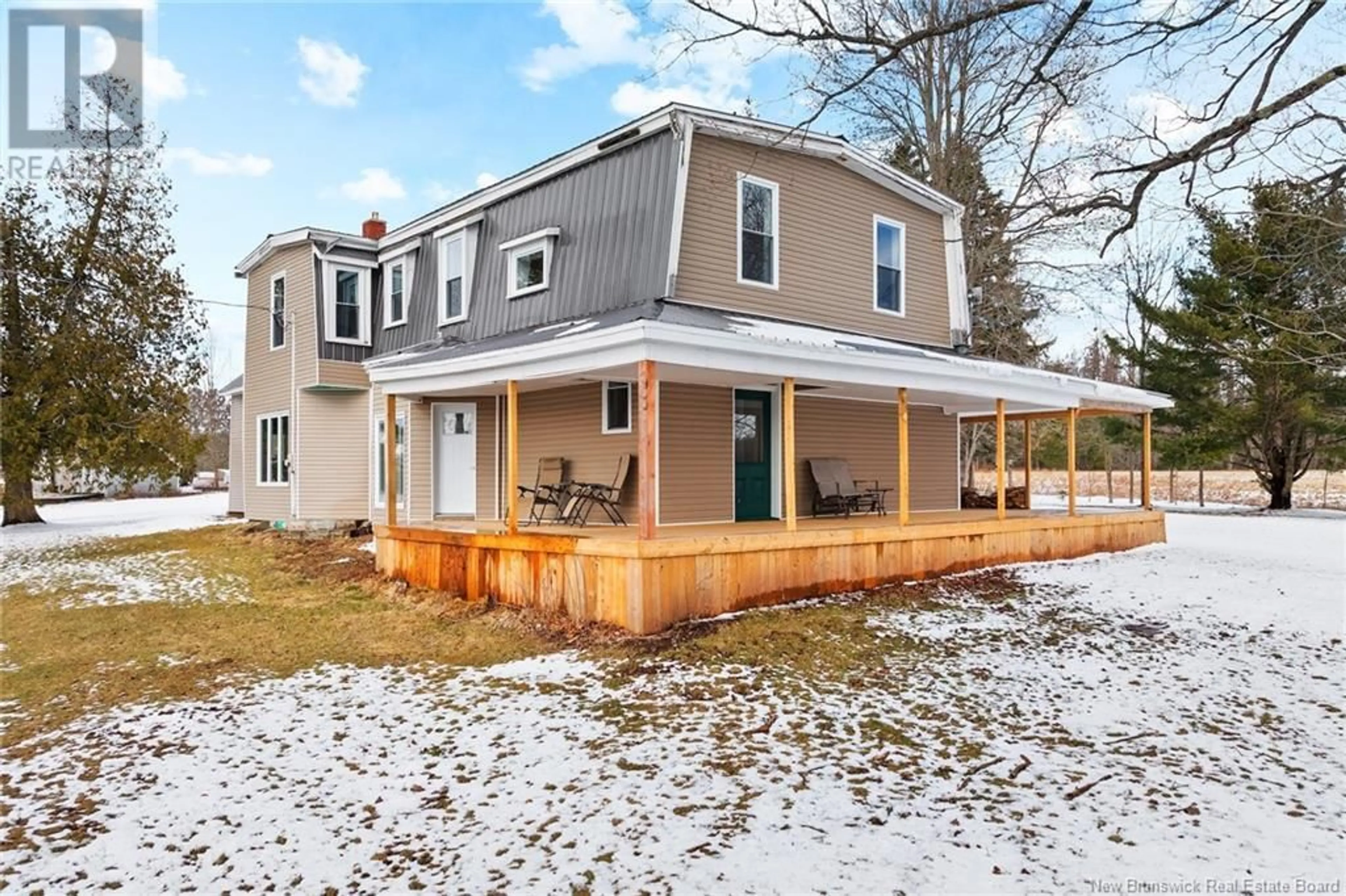 Home with vinyl exterior material, unknown for 8 MOTT ROAD, Waterborough New Brunswick E3C2Z1