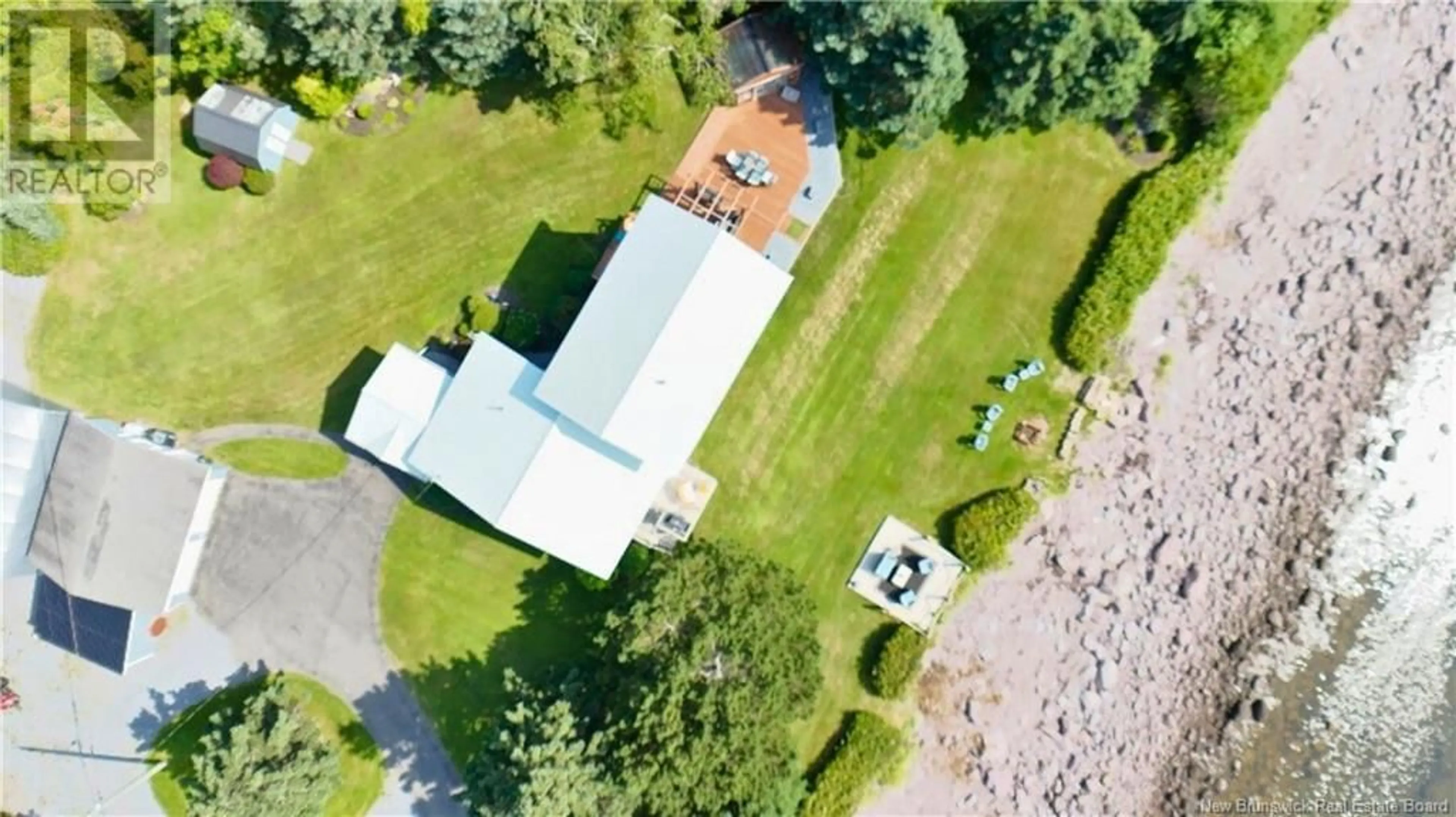 A pic from outside/outdoor area/front of a property/back of a property/a pic from drone, building for 369 ANTHONYS COVE ROAD, Saint John New Brunswick E2P1K9