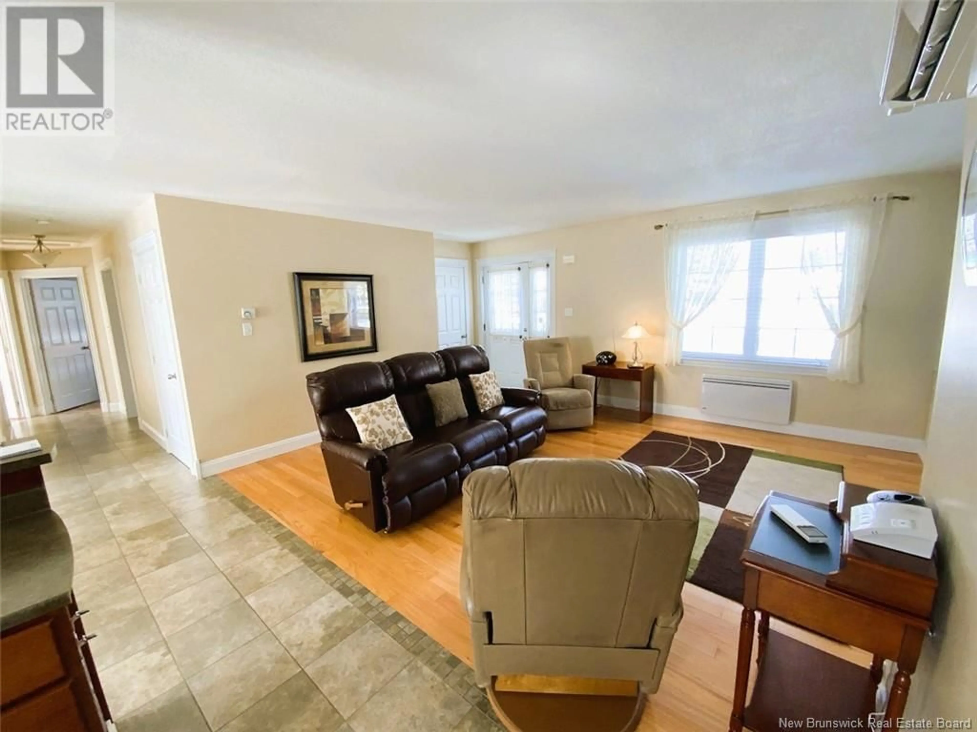 Living room with furniture, unknown for 87 RIVIÈRE-À-LA-TRUITE STREET, Saint-Jacques New Brunswick E7B1Y6