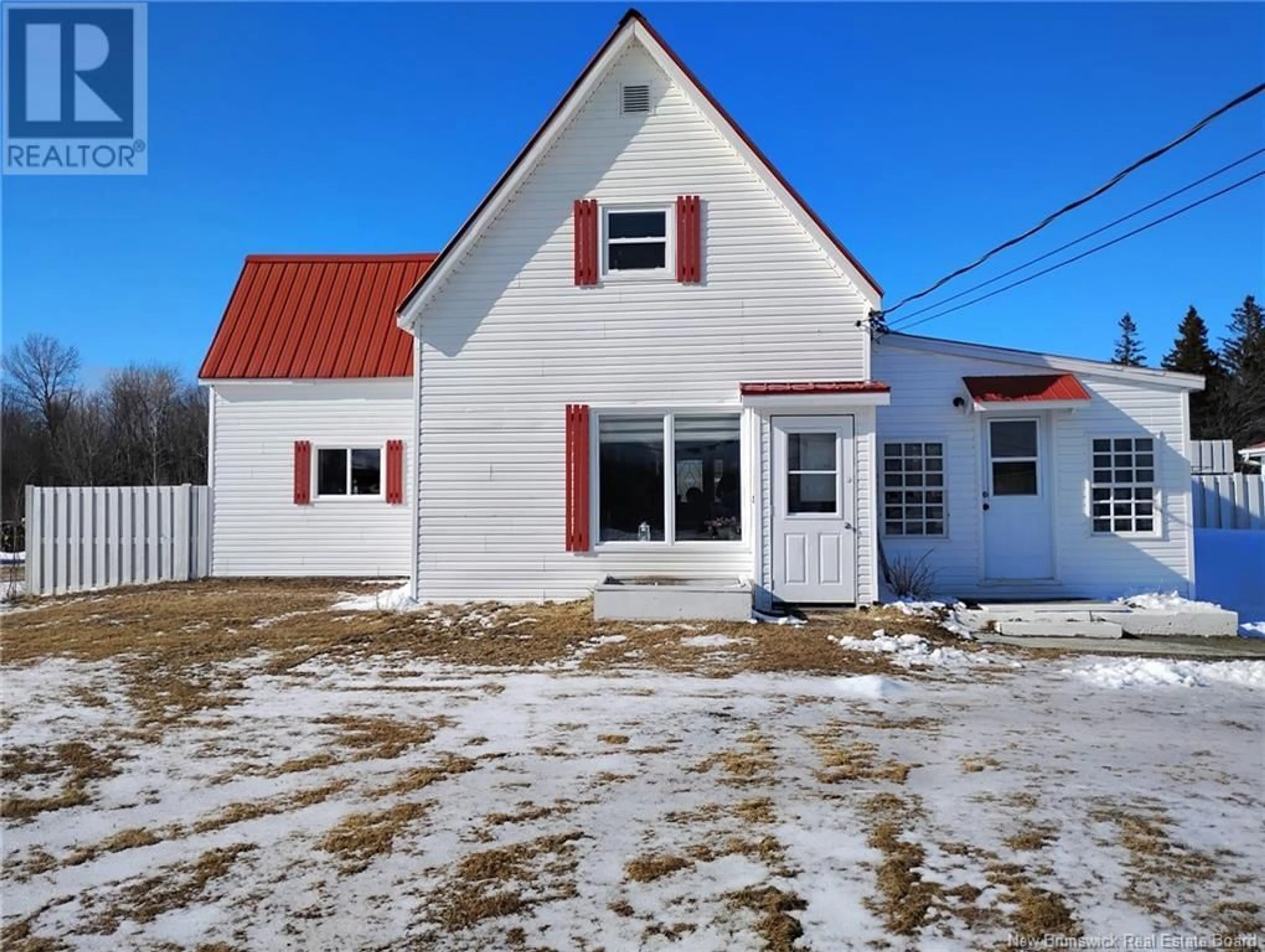 Home with vinyl exterior material, building for 84 ST PAUL ROUTE, Grande-Anse New Brunswick E8N1L2