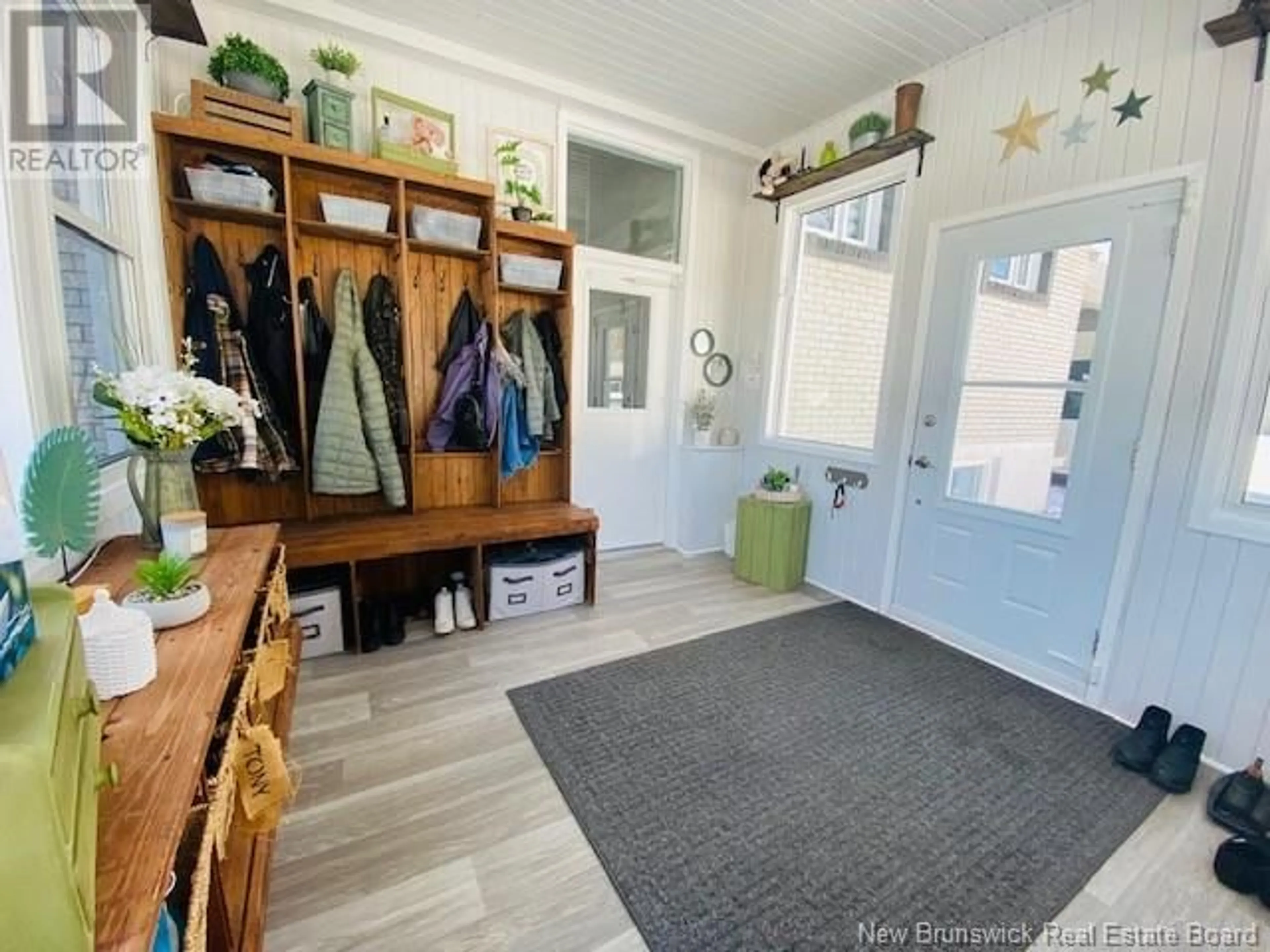 Indoor entryway for 39 DUNCAN STREET, Tide Head New Brunswick E3N4M5
