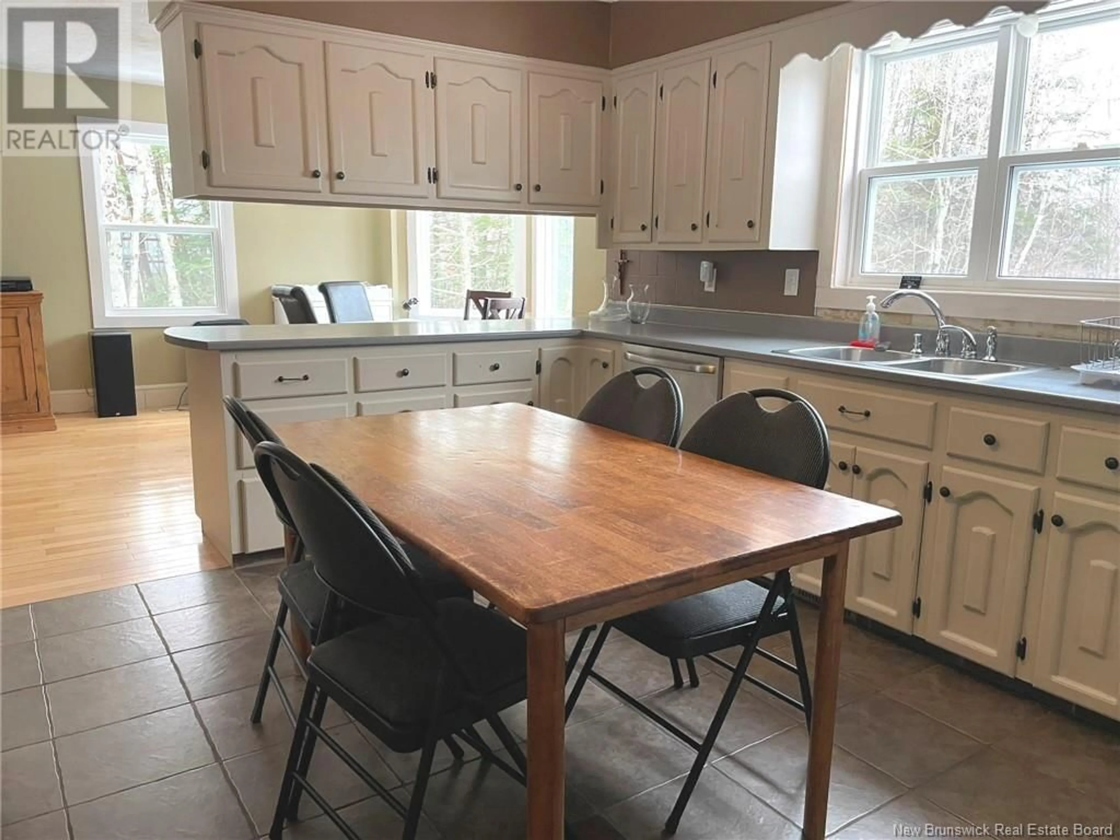 Unknown for 2451 SHEDIAC ROAD, Shediac Cape New Brunswick E4P3E4