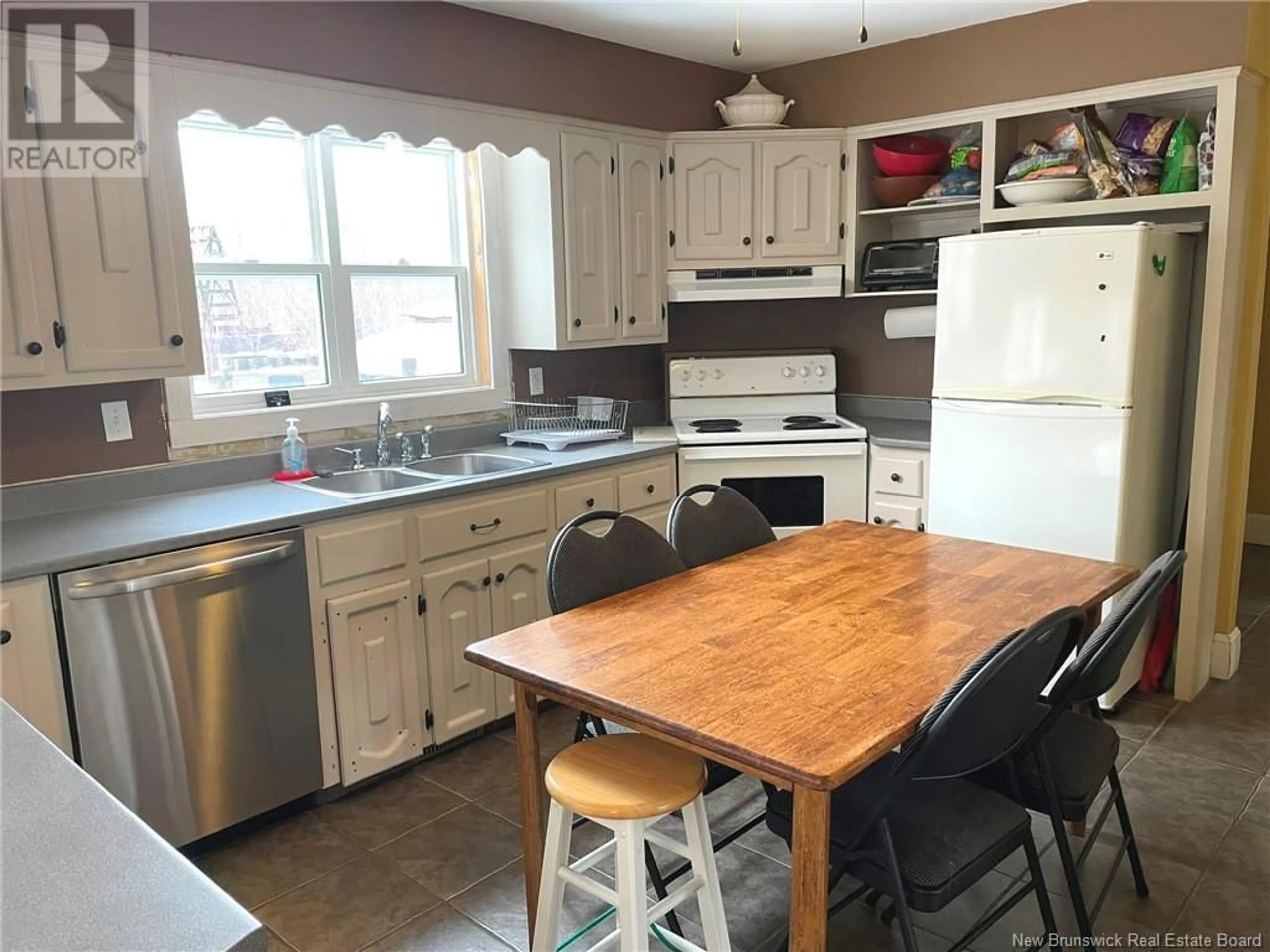 Unknown for 2451 SHEDIAC ROAD, Shediac Cape New Brunswick E4P3E4