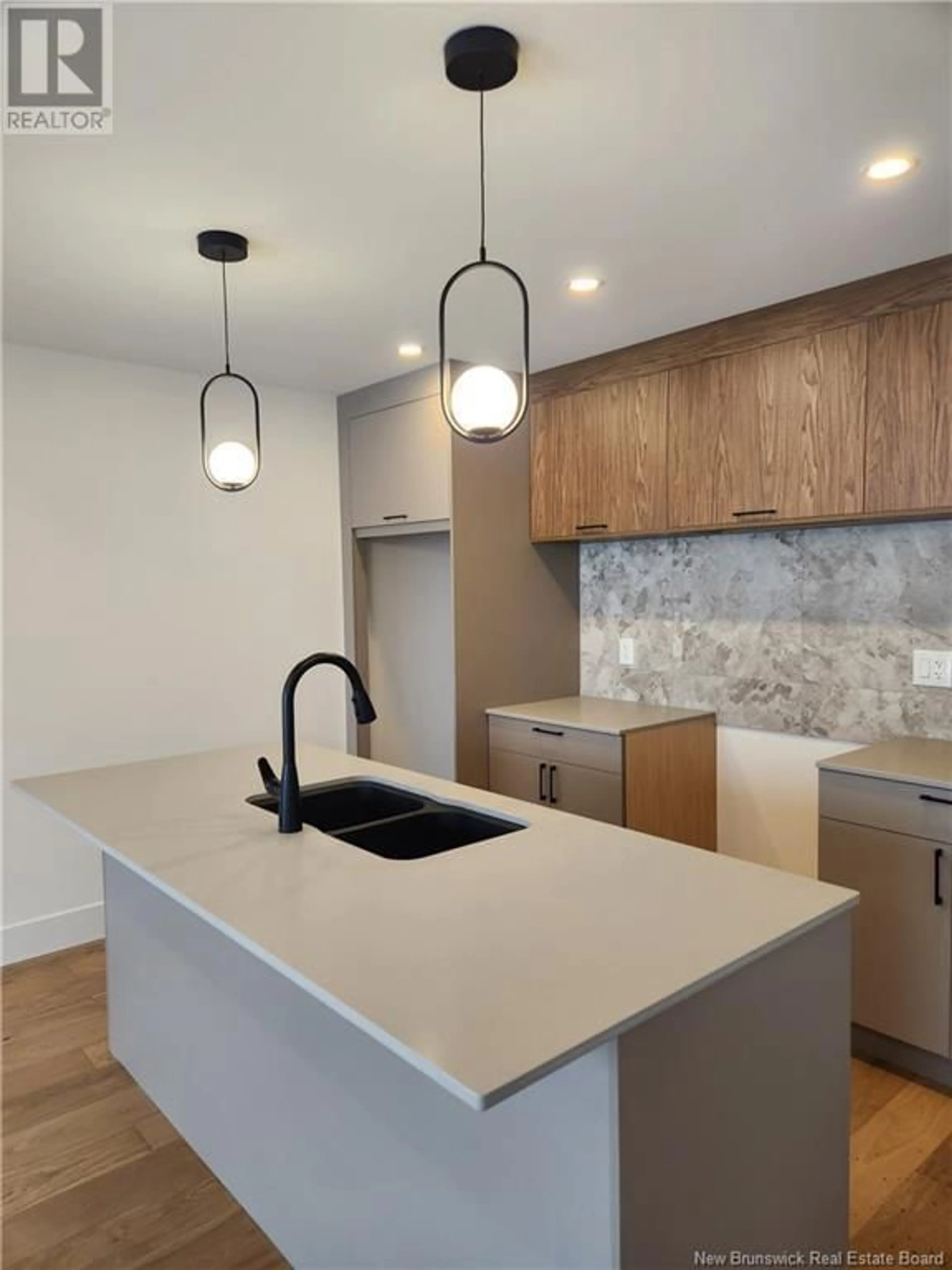 Contemporary kitchen, unknown for 216 DICKEY BOULEVARD, Riverview New Brunswick E1B4X2