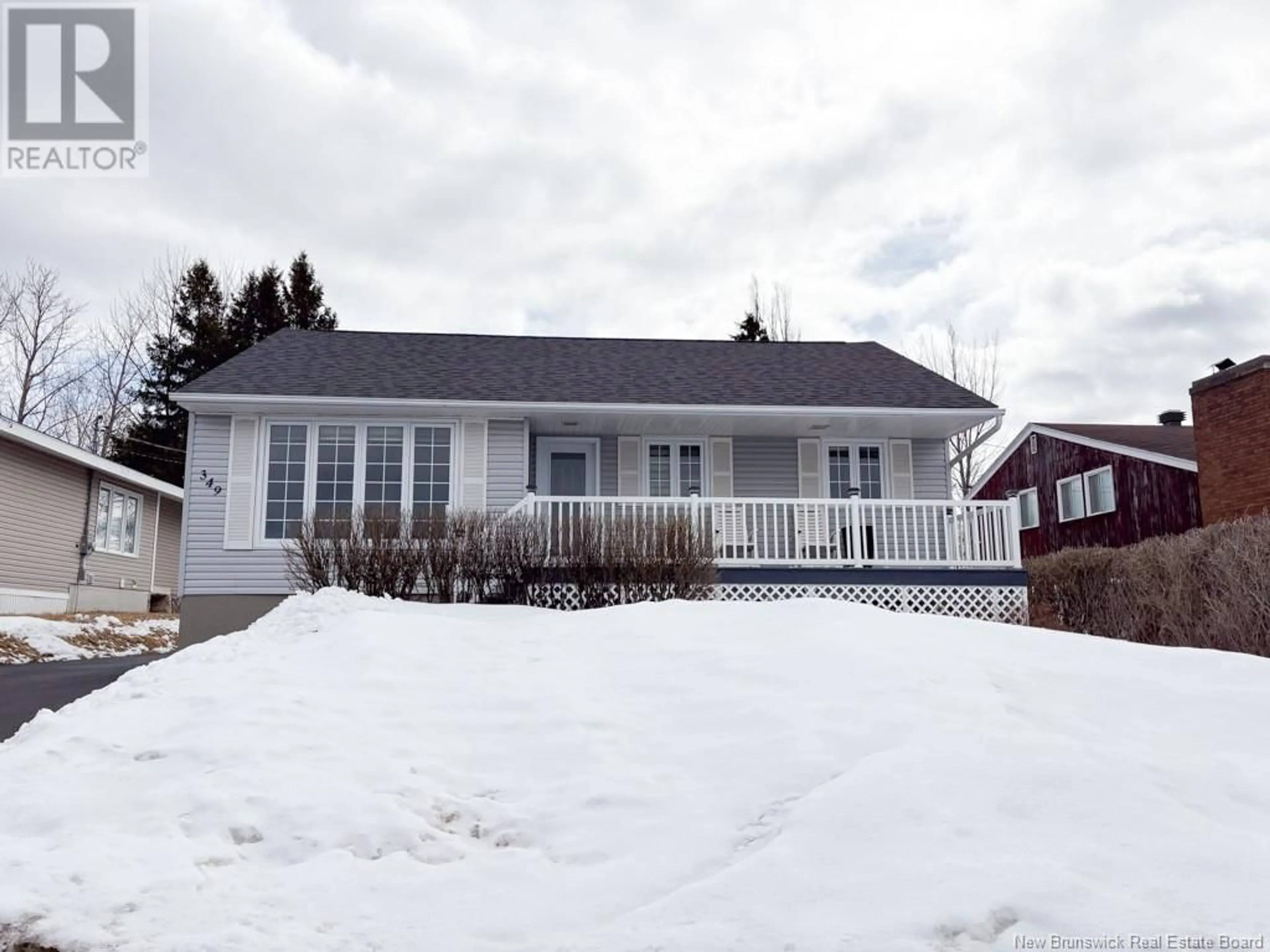 Unknown for 349 HENNESSY STREET, Bathurst New Brunswick E2A2N8