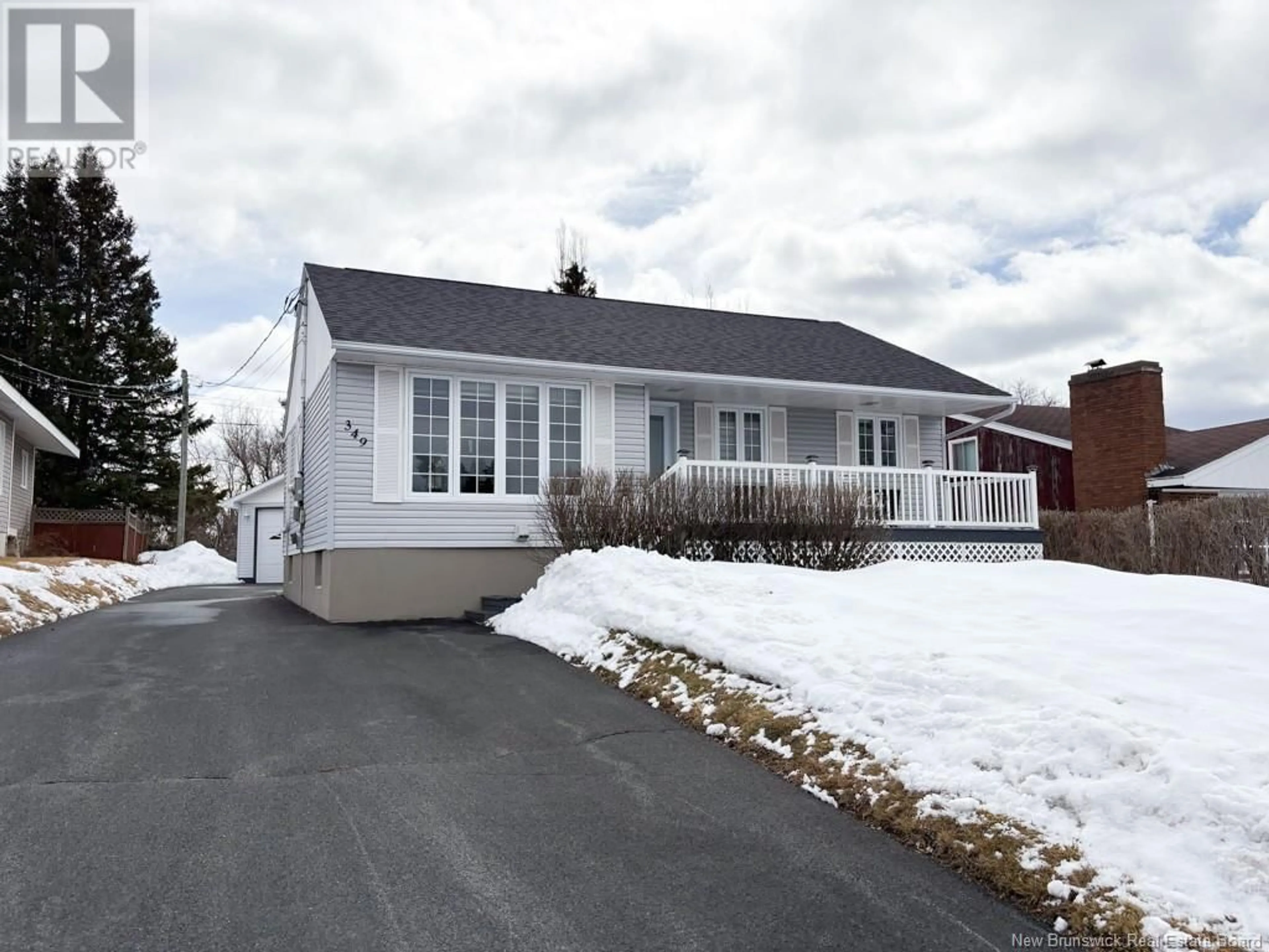 Unknown for 349 HENNESSY STREET, Bathurst New Brunswick E2A2N8